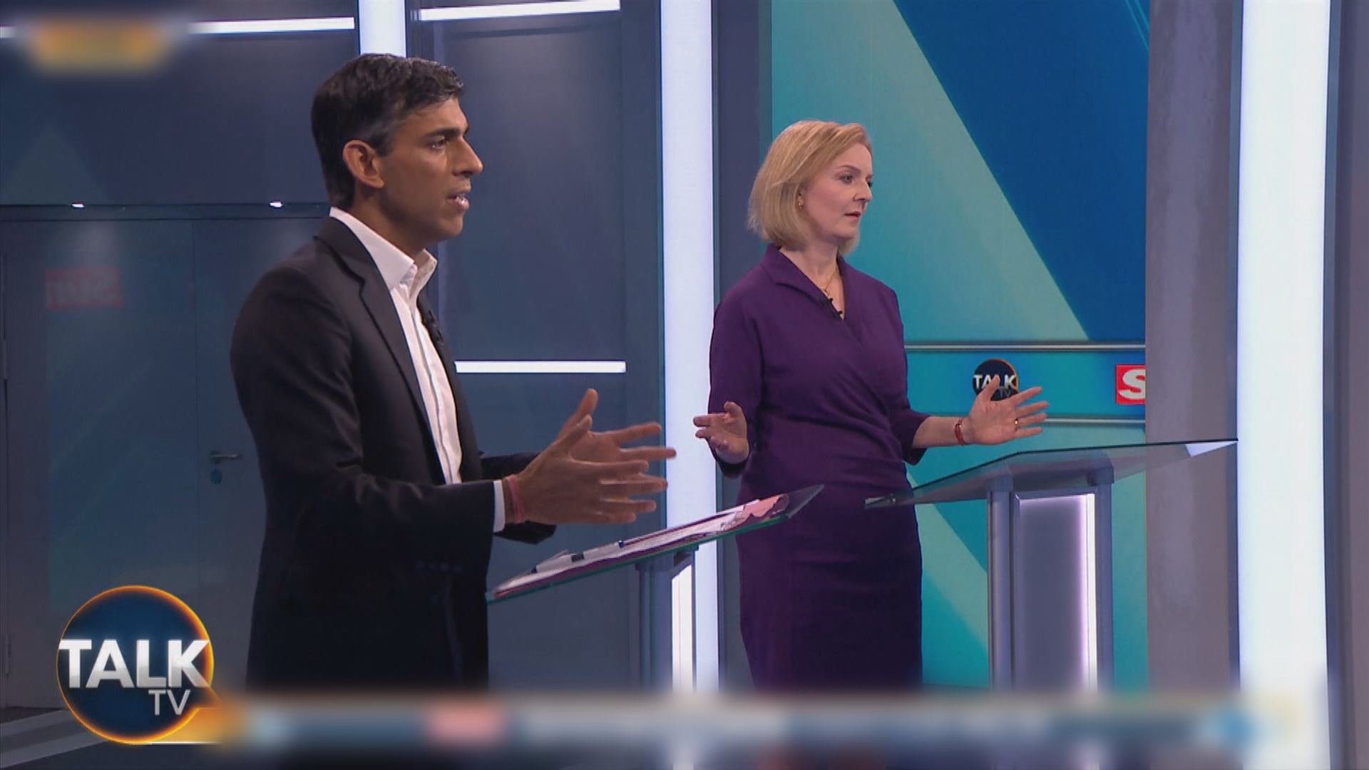 主持人突暈倒　英保守黨黨魁選舉辯論提前結束