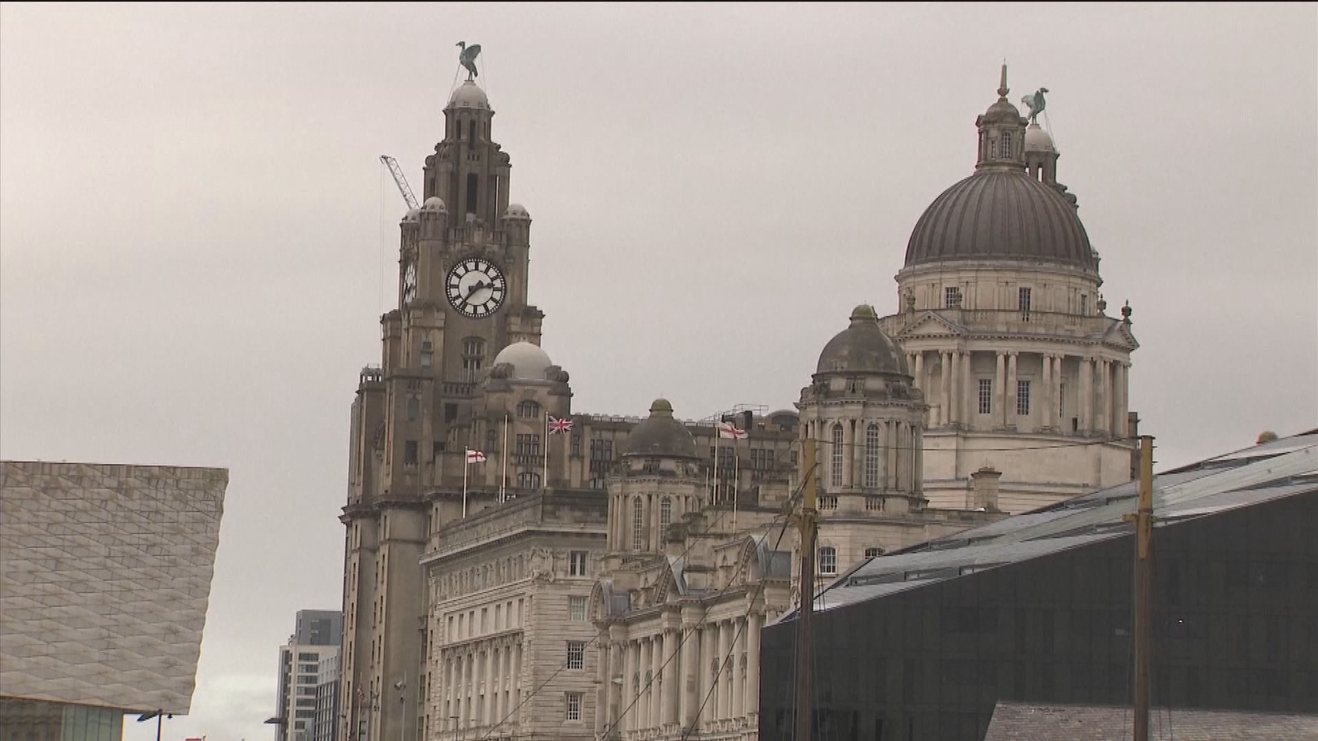 英格蘭實施三級疫情警戒制度　利物浦列最高級別