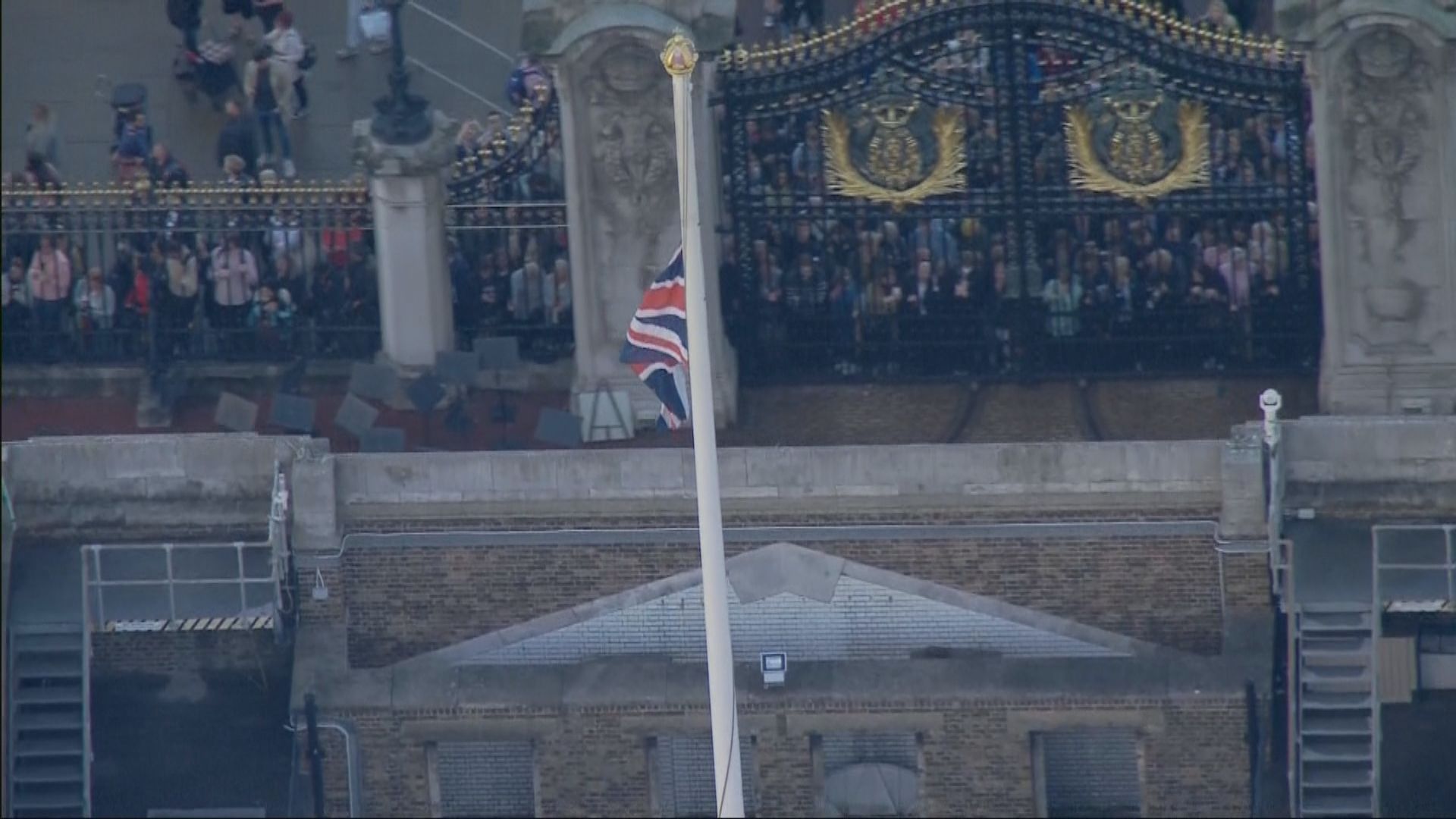 白金漢宮：王室哀悼期展開　持續至英女王葬禮後七天