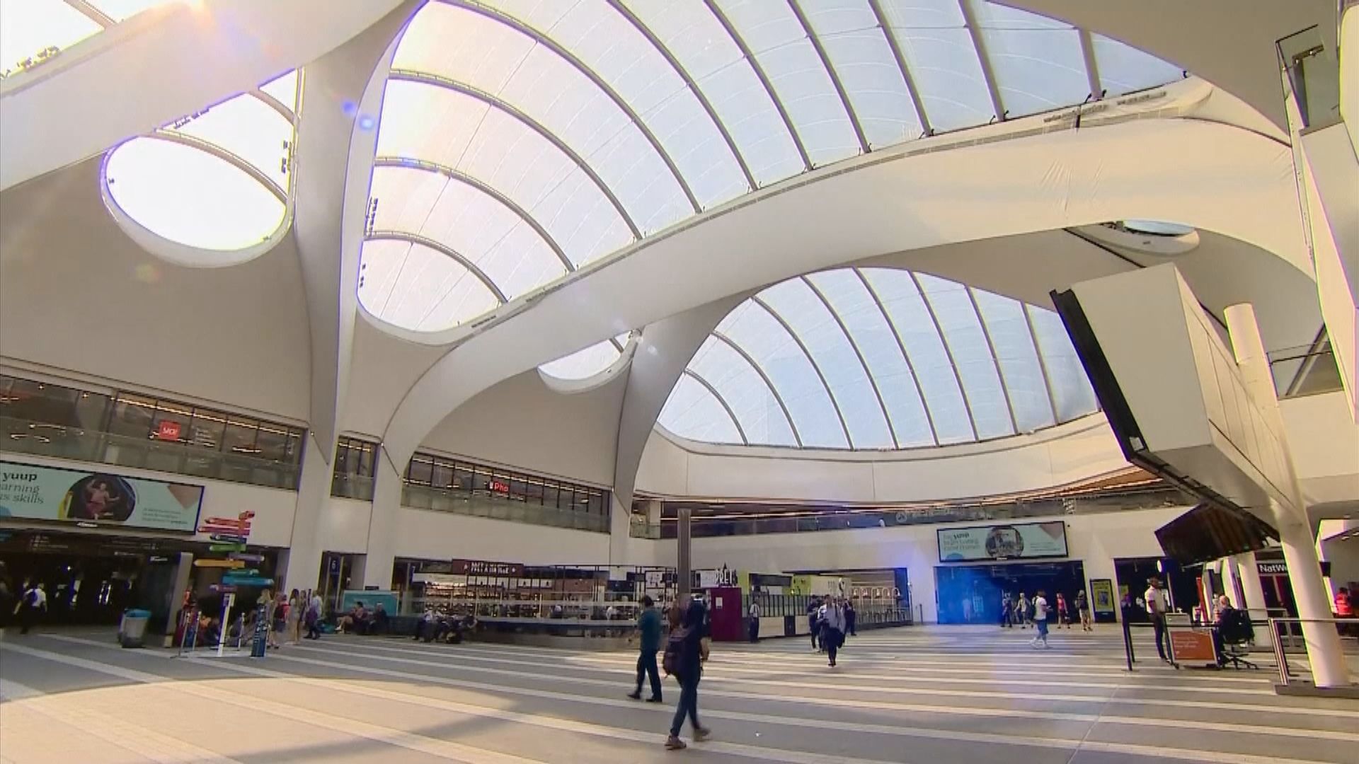 英國錄得破紀錄高溫　房屋基建有基本散熱問題