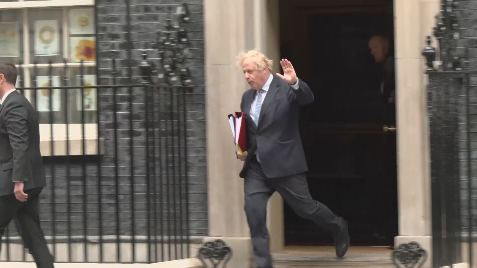 英國保守黨即將對約翰遜發起不信任投票