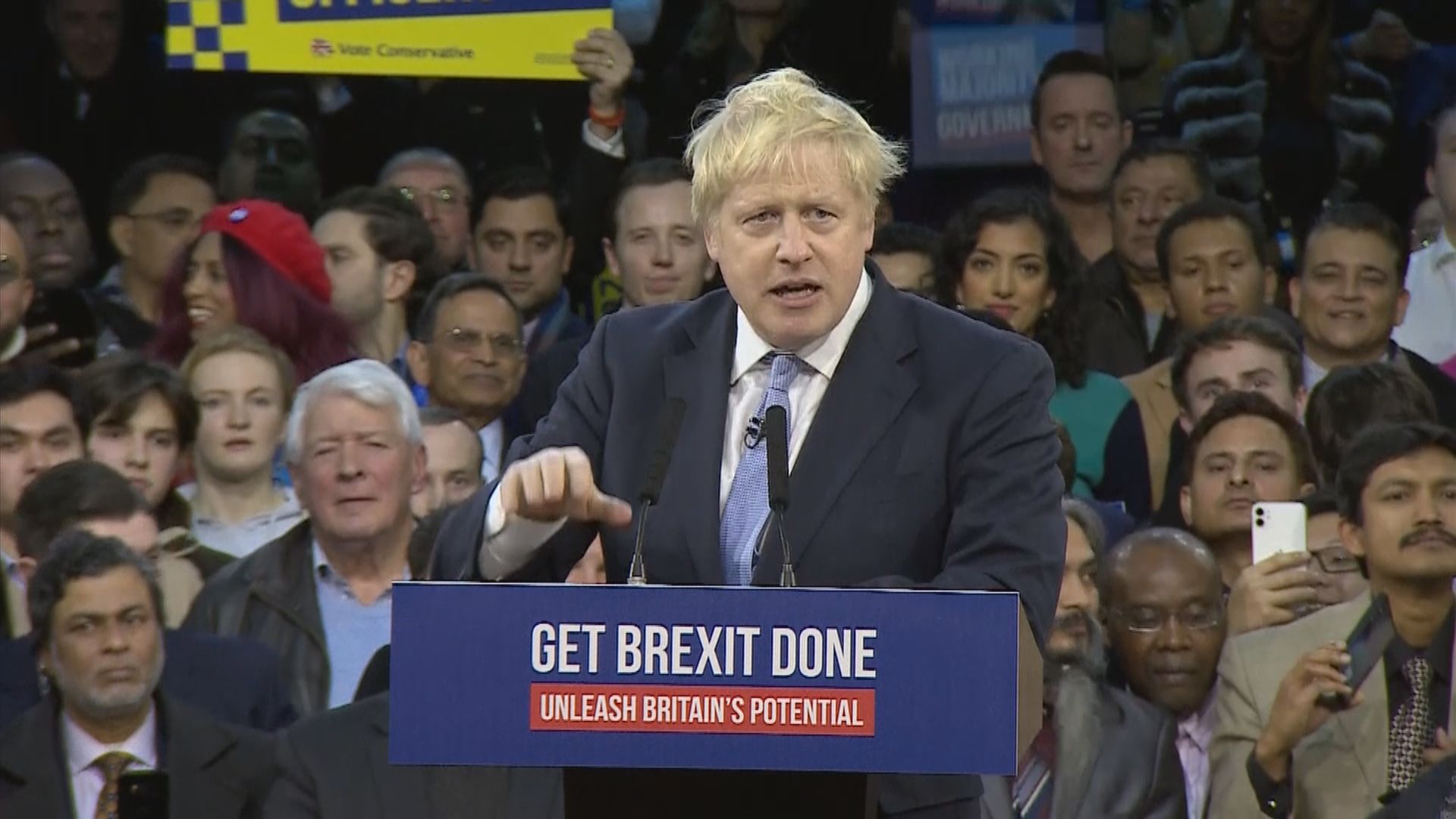 據報約翰遜擬向BBC主要財政來源「開刀」