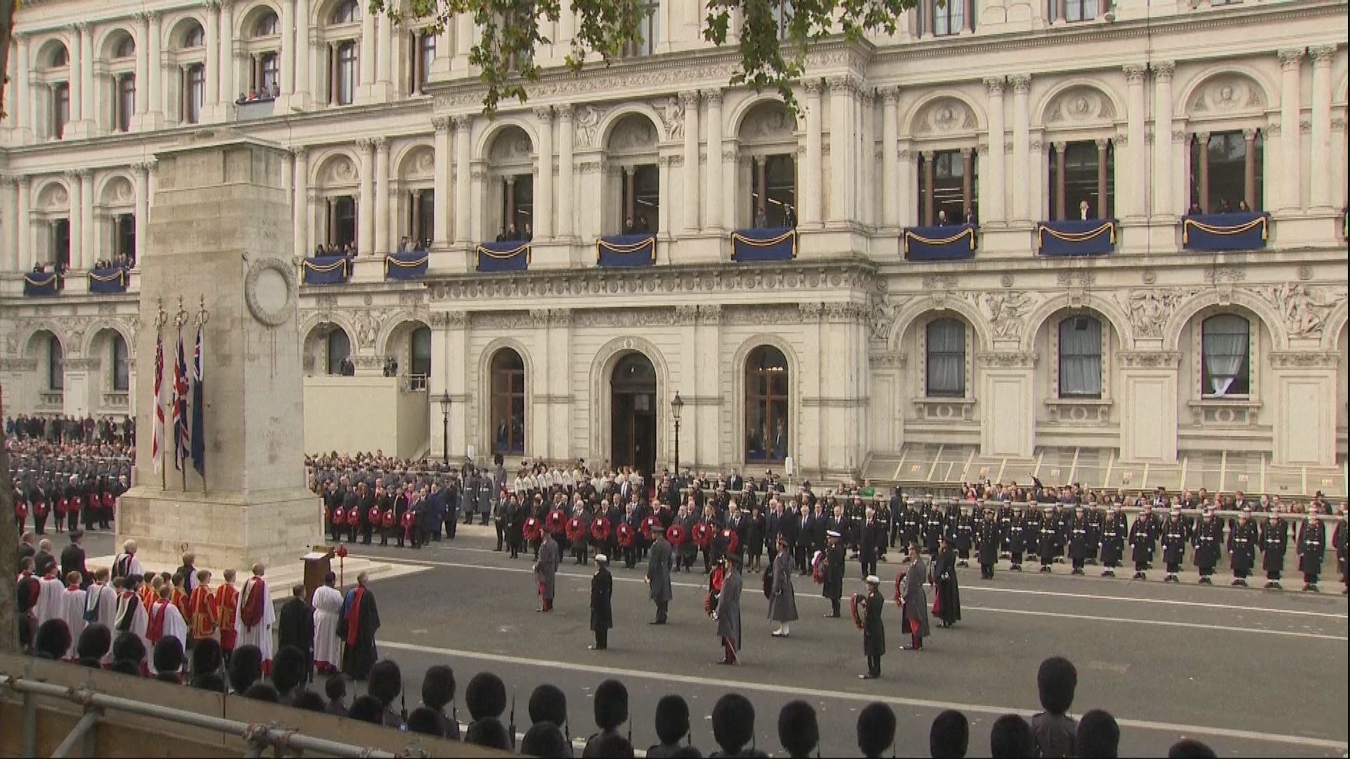 查理斯首次以國王身份出席國殤紀念日活動