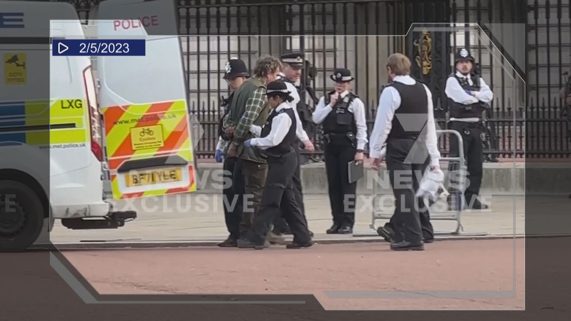 倫敦白金漢宮疑遭投擲彈藥筒　當局相信不涉恐怖主義