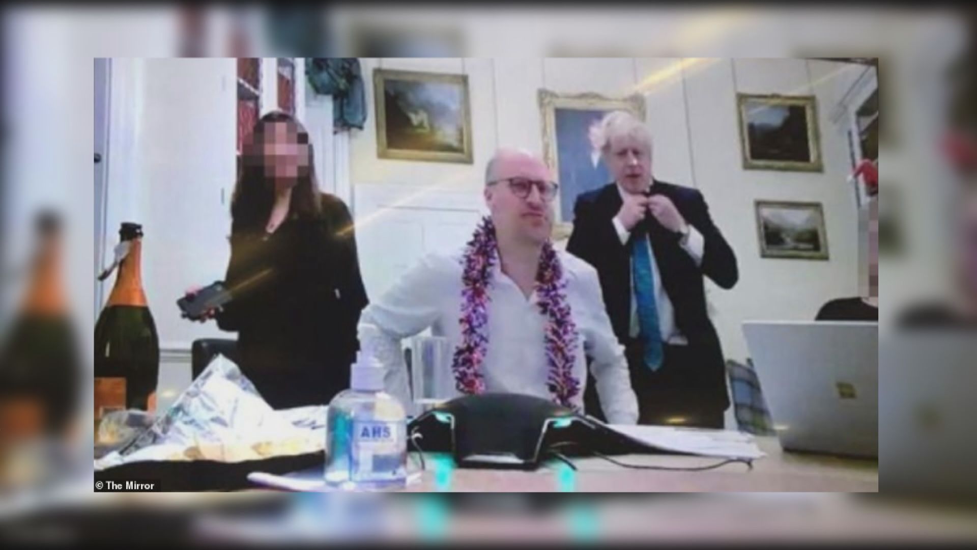 蘇格蘭場將就「派對門」向約翰遜等五十多人書面問話