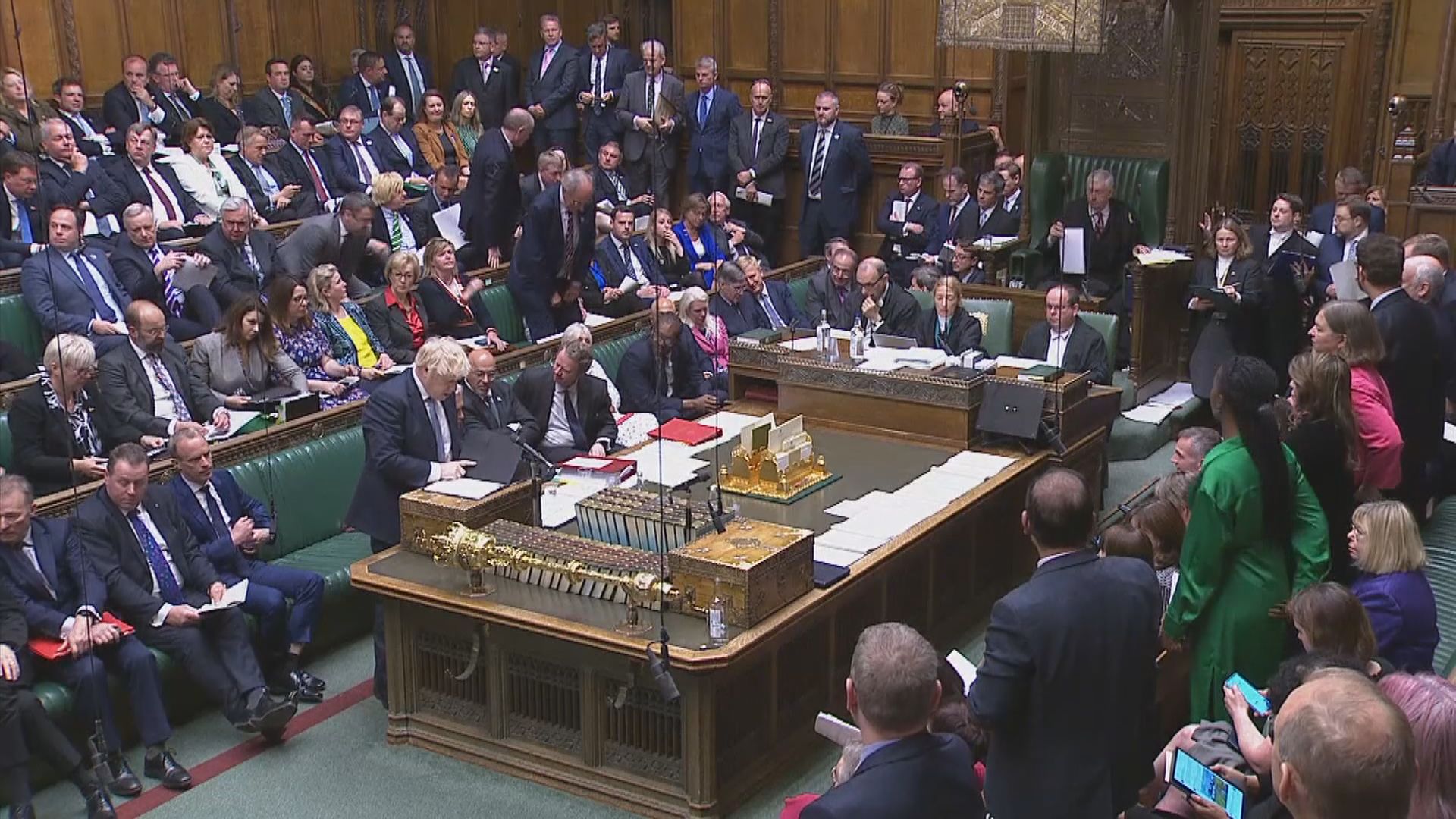 約翰遜再就首相府聚會違反防疫規定道歉