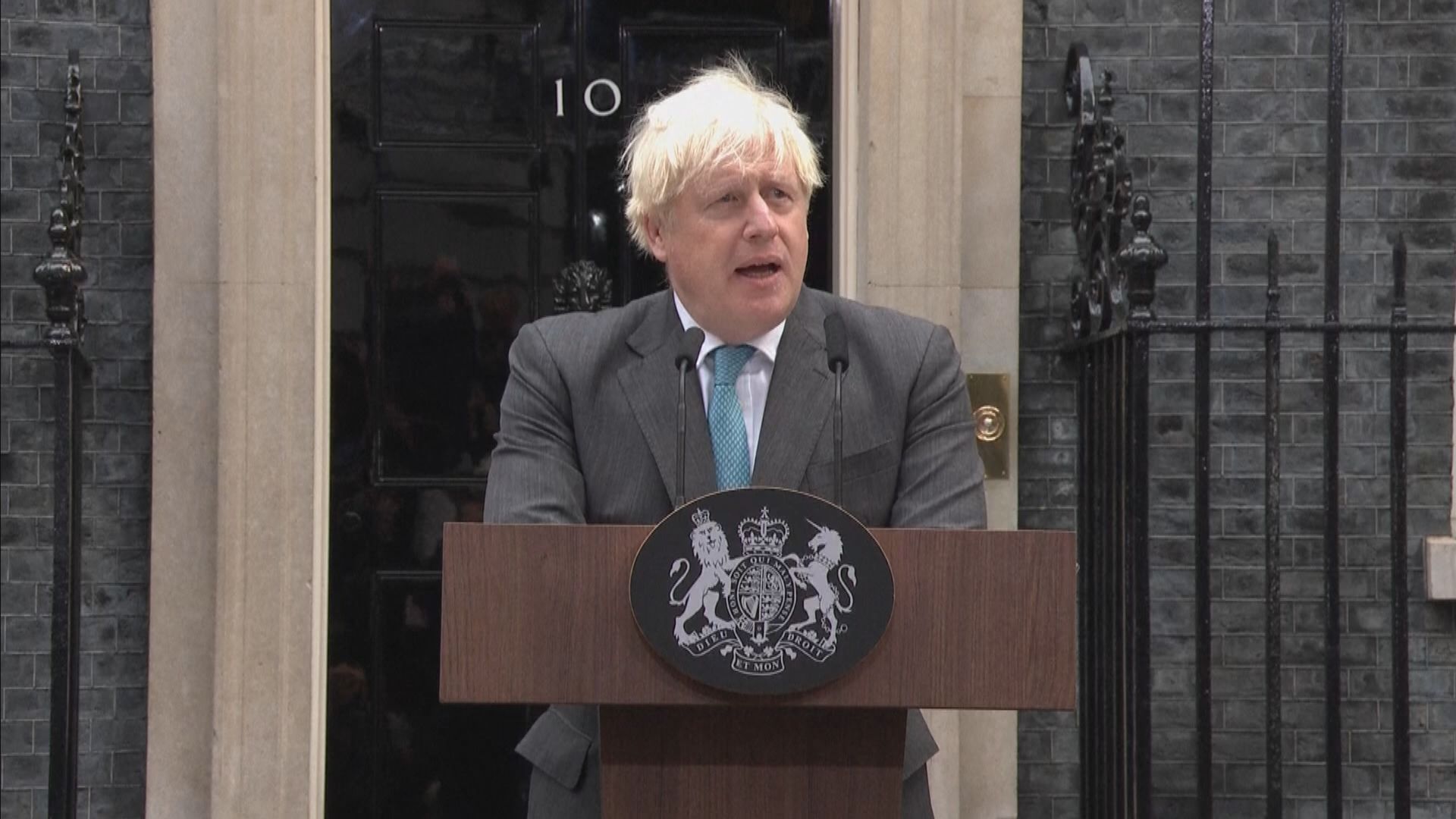 約翰遜發表離職感言　全力支持卓慧思