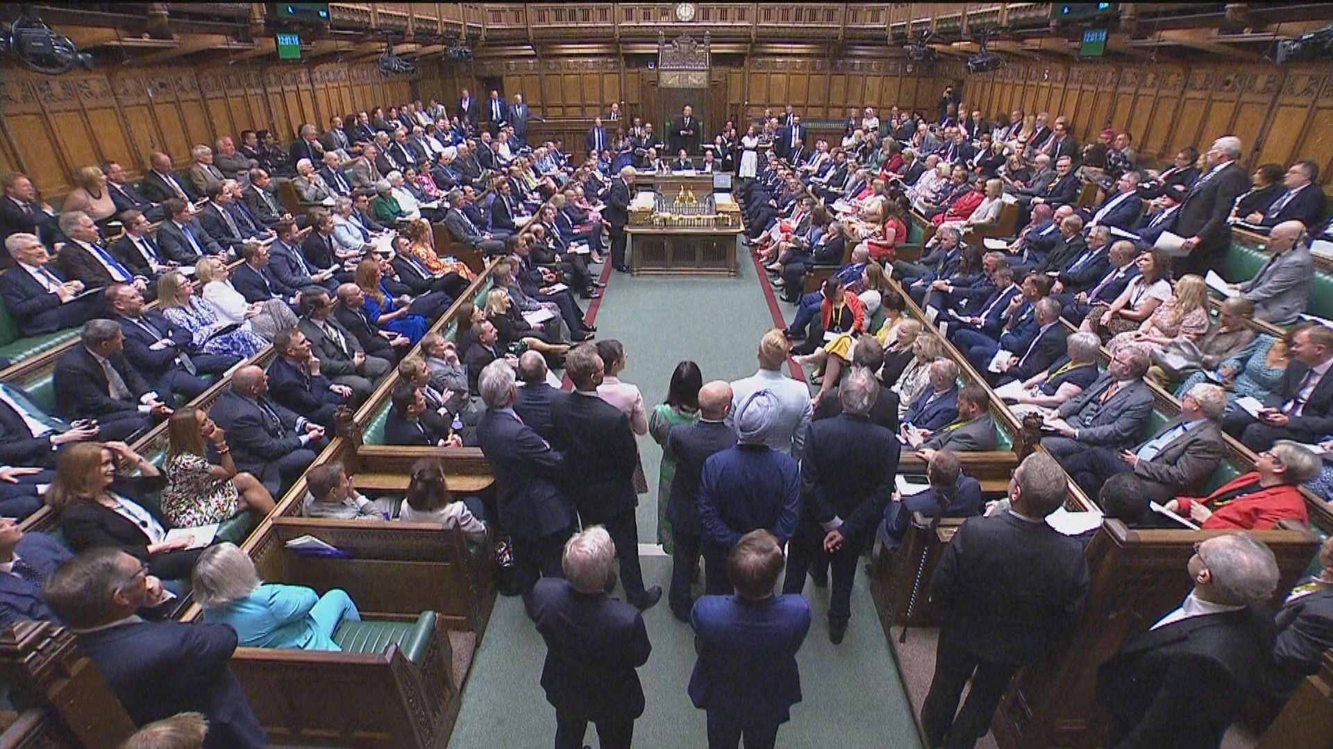 約翰遜請辭後首次出席國會首相問答環節