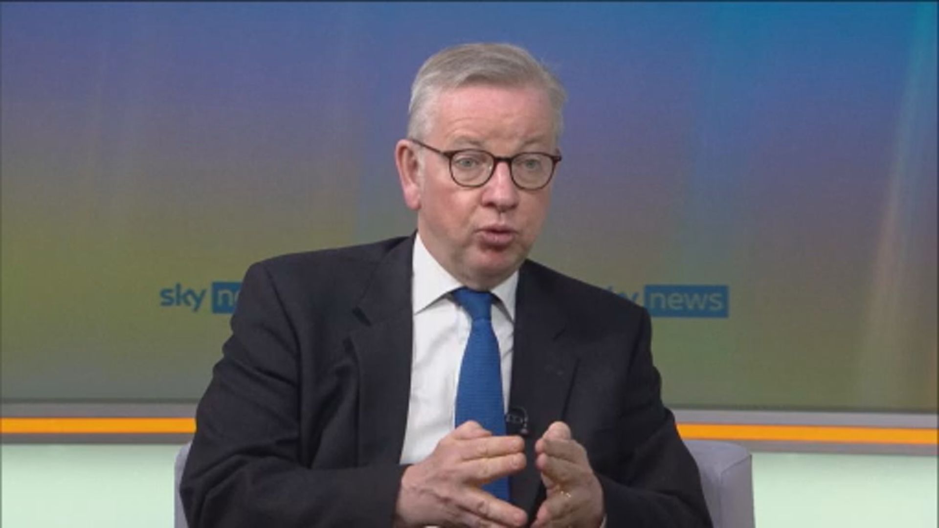 英國首相約翰遜辭退房屋大臣高文浩