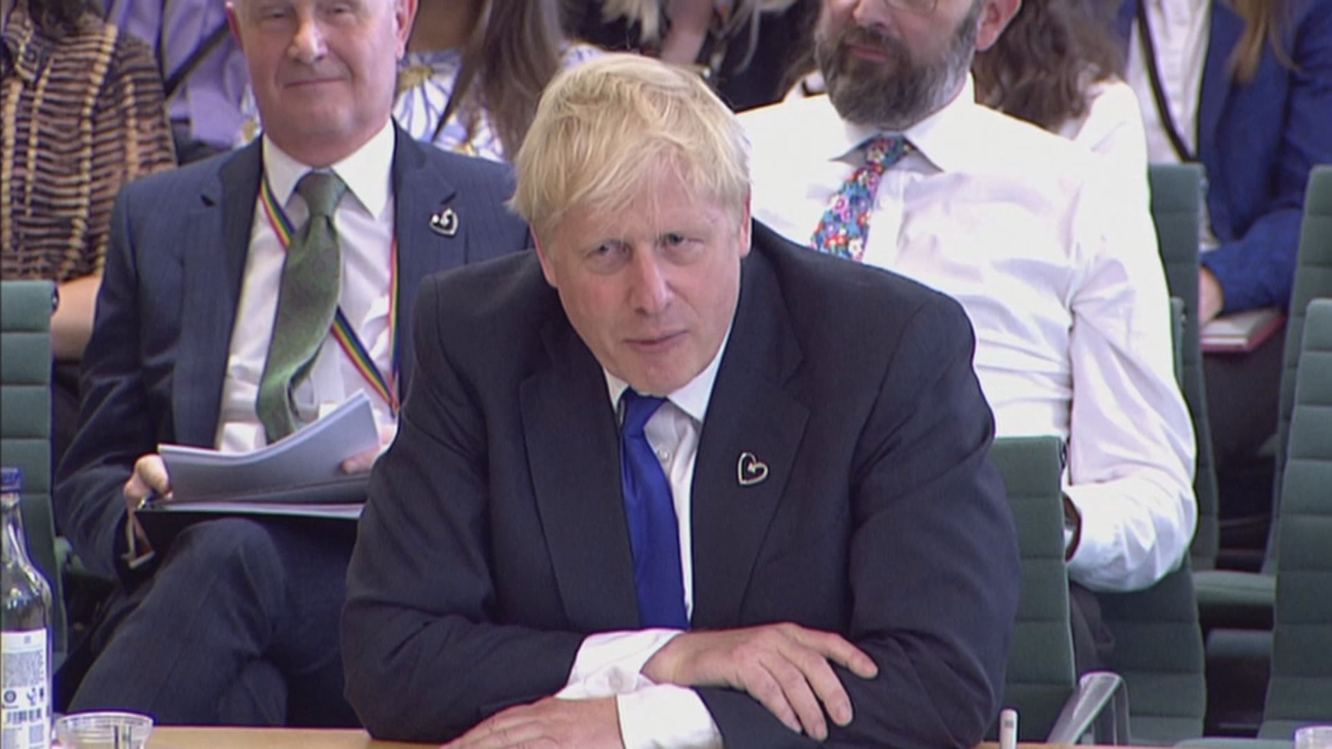 多名英國內閣成員要求下台　約翰遜表明拒絕