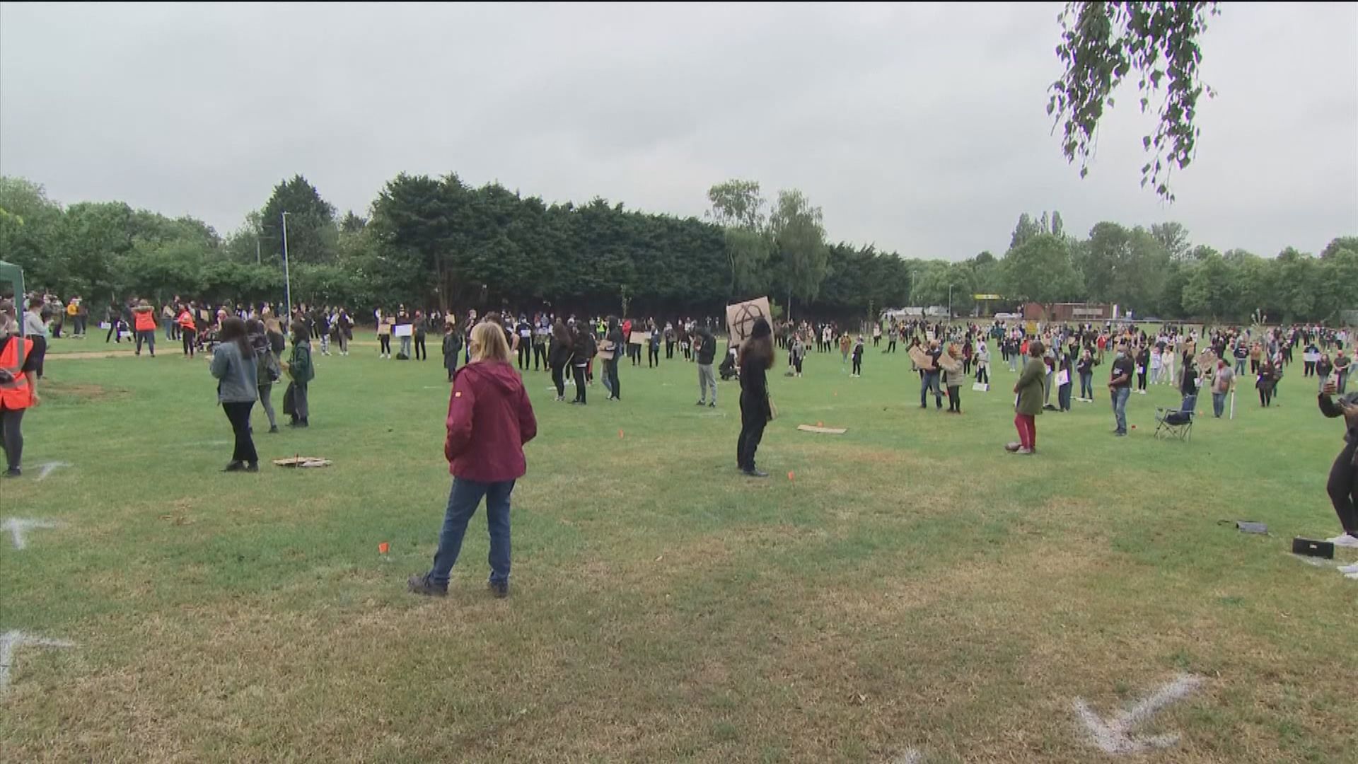 倫敦中部將有反歧視遊行　當局籲民眾遠離示威地區