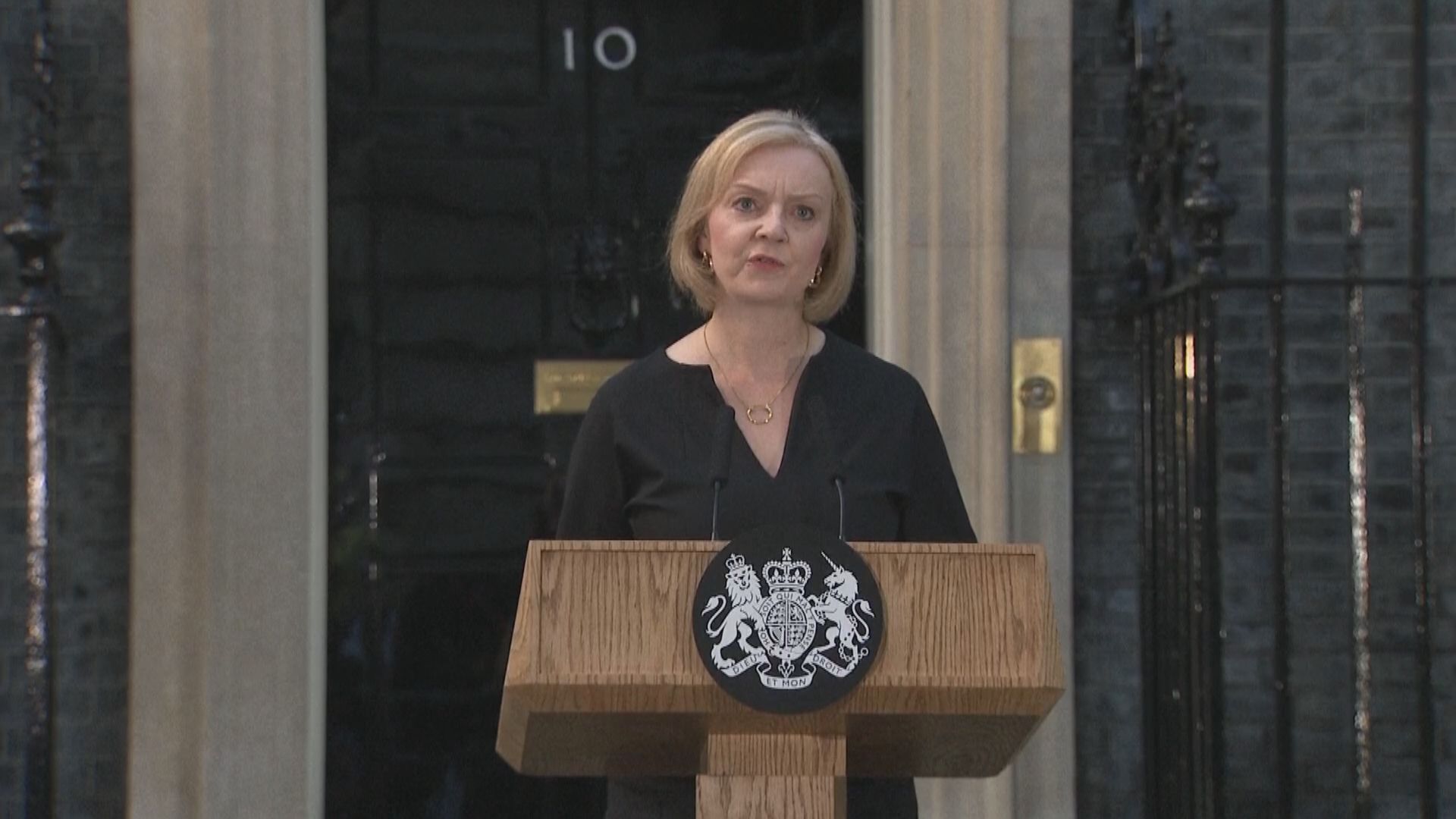 卓慧思形容英女王是現代英國建基磐石