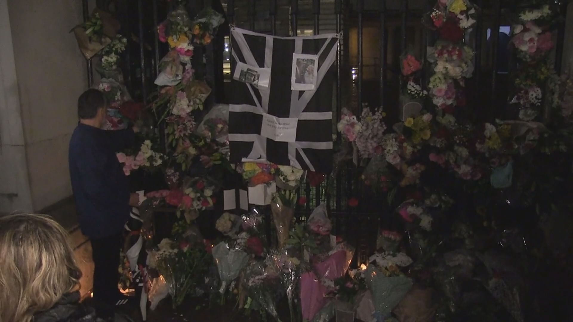 英國舉國哀悼女王逝世