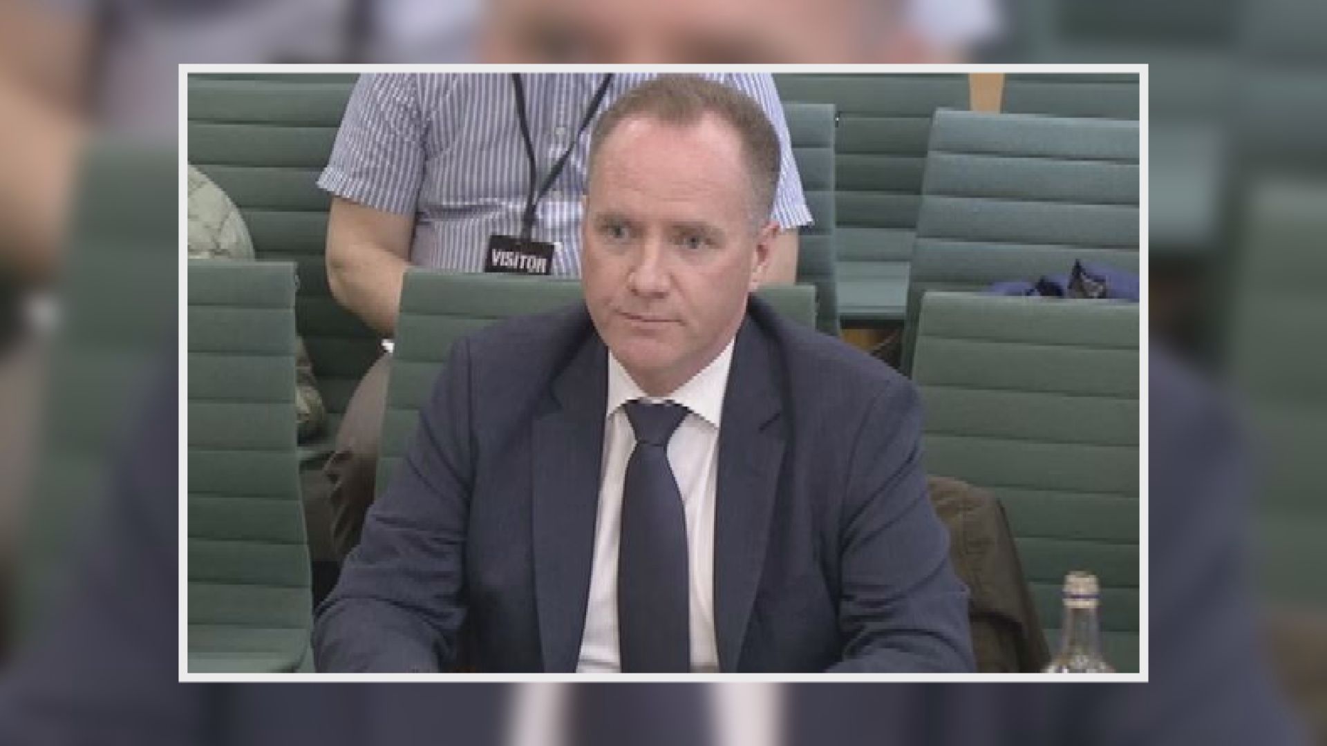 英國預算責任辦公室主管因誤洩預算案內容事件宣布辭職