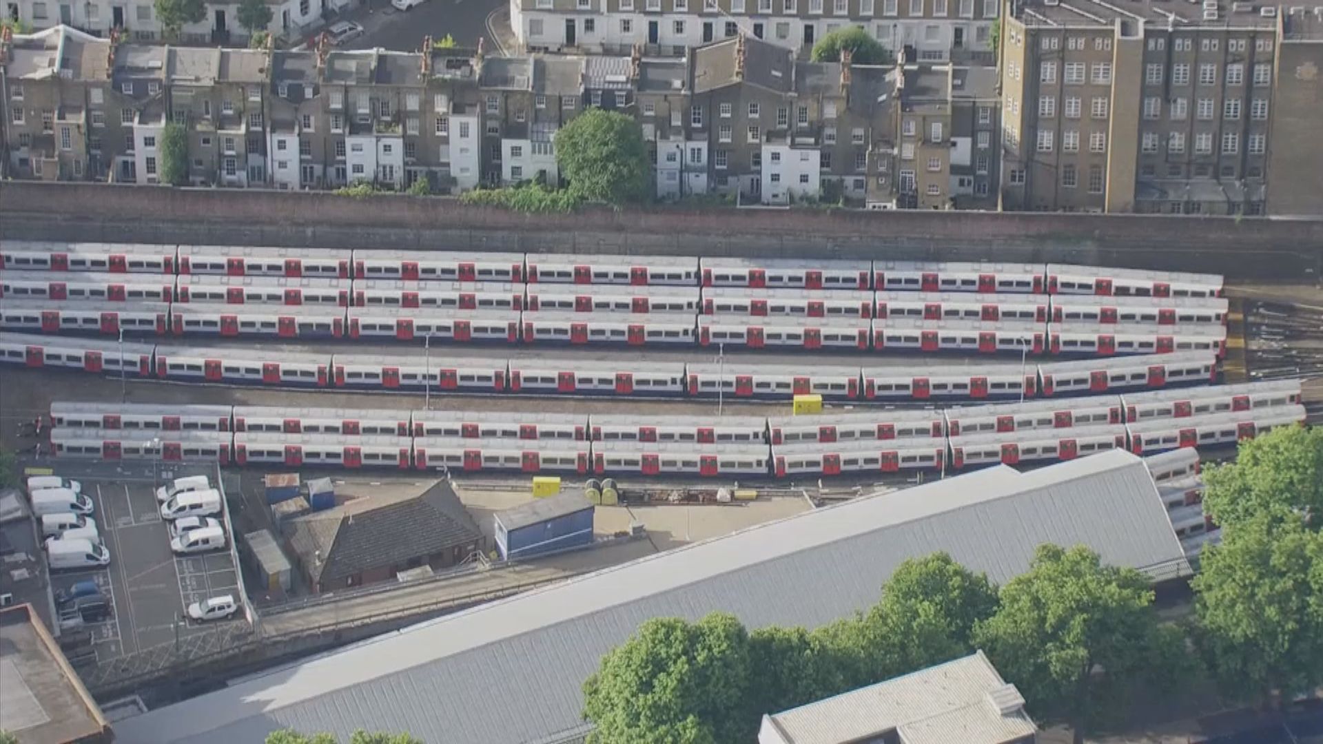 英國三十年來最大鐵路罷工展開 