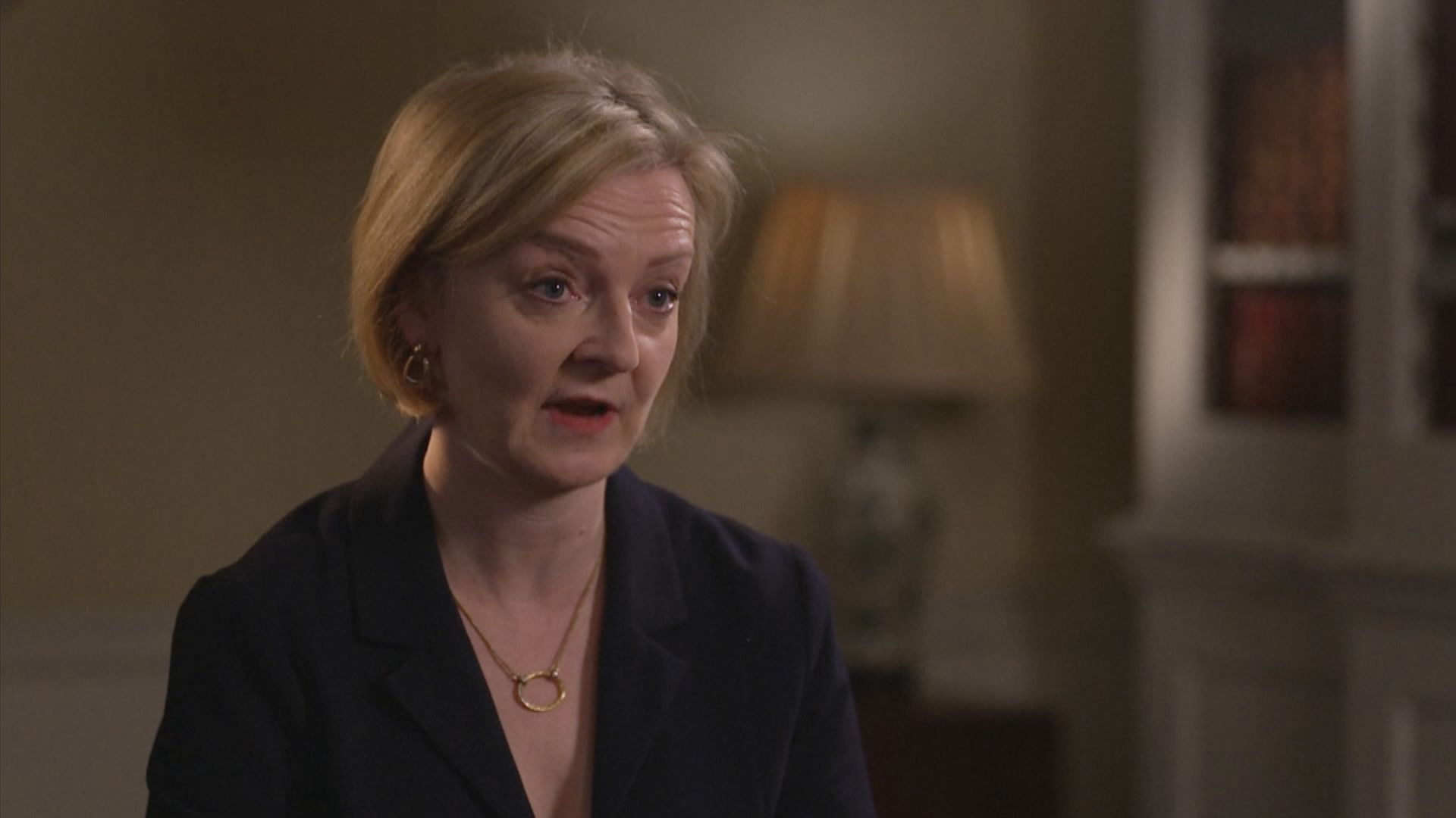 消息指卓慧思將推遲調低富人稅率表決