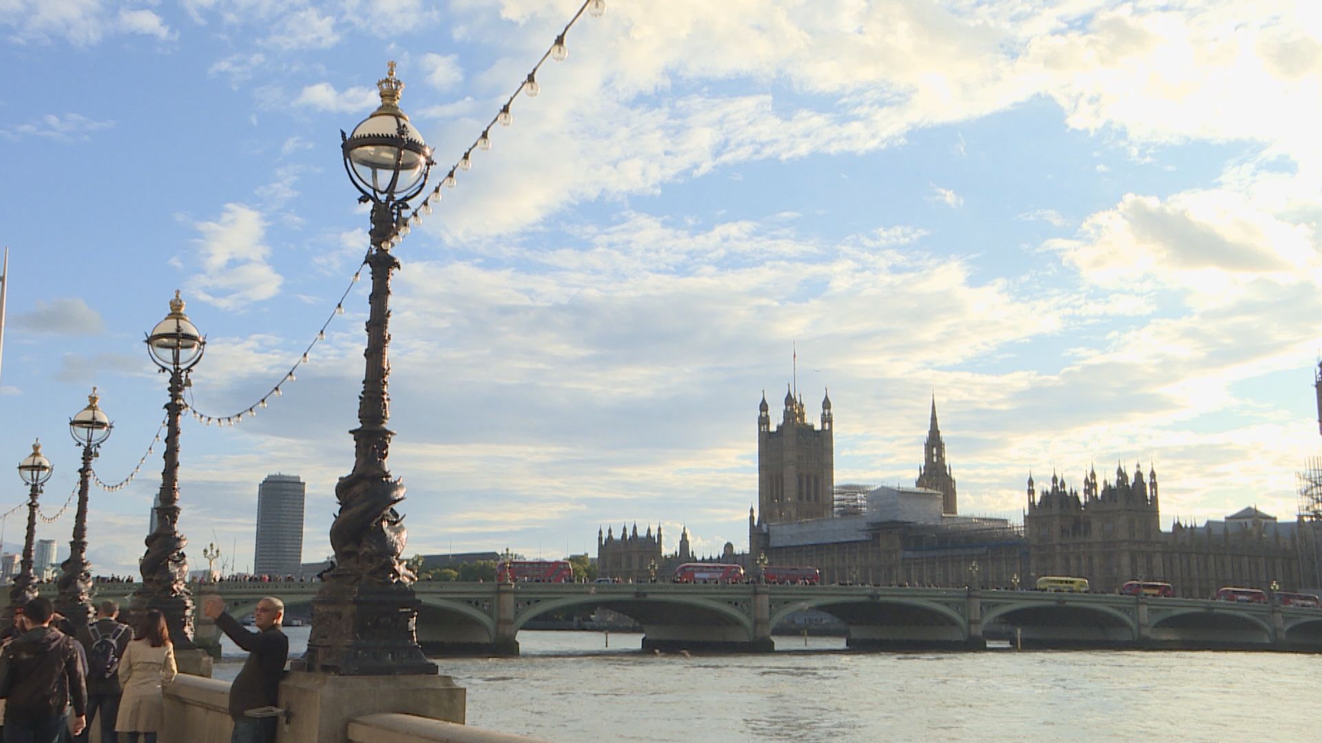 英國保守黨員將陸續收到黨魁選舉選票