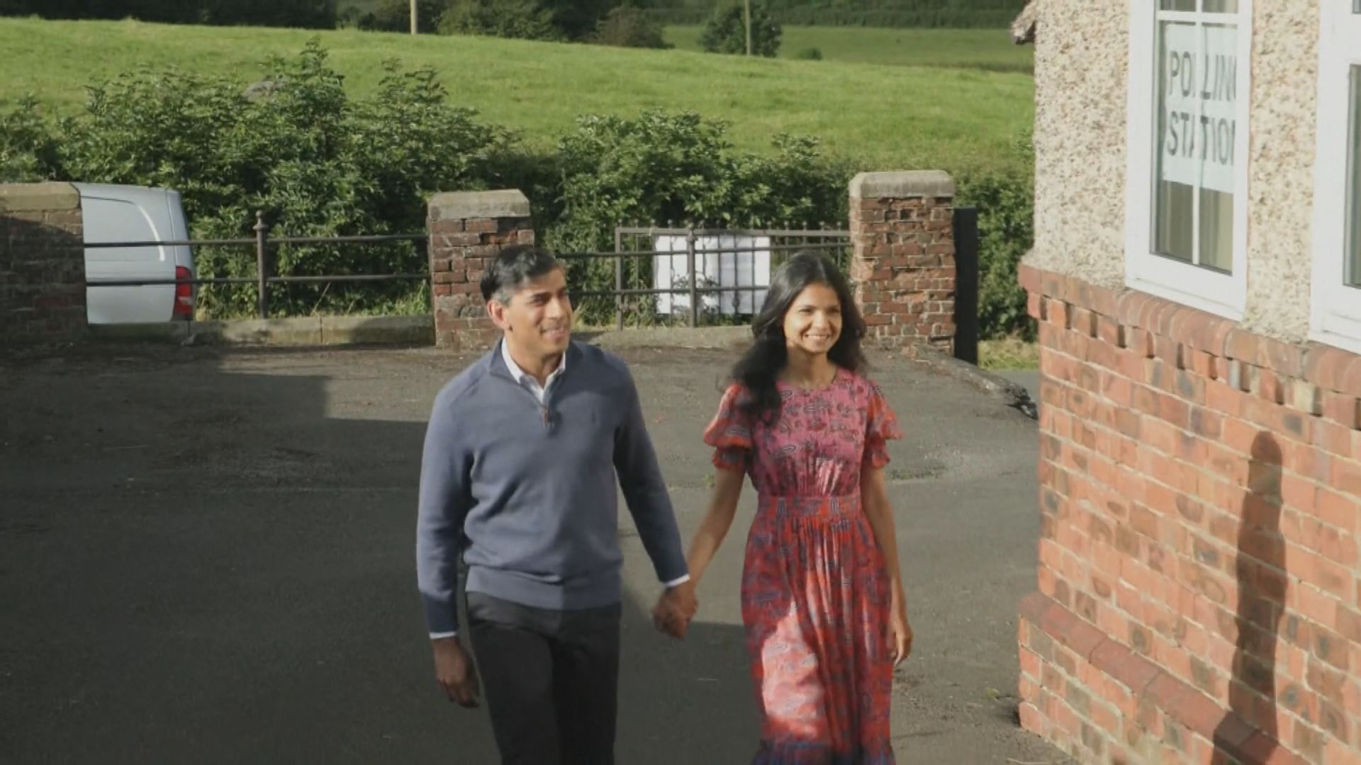 英國首相辛偉誠在大選投票