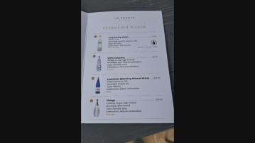 英國米芝蓮法國餐廳推出礦泉水餐牌　最貴一瓶索價200港元