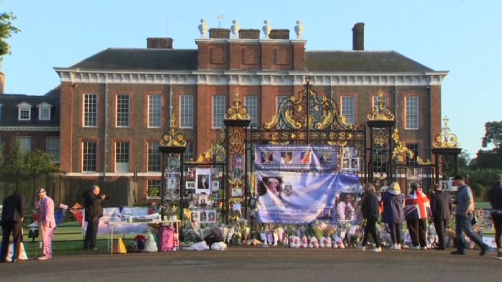 威廉哈里不出席悼念戴安娜官方活動