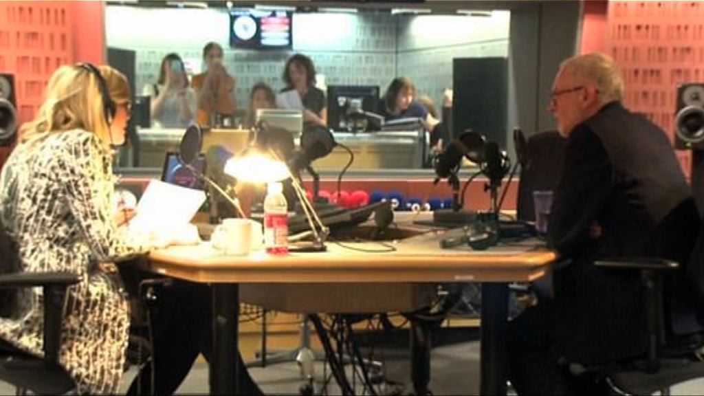 英國工黨郝爾彬被問兒福政策成本時語塞