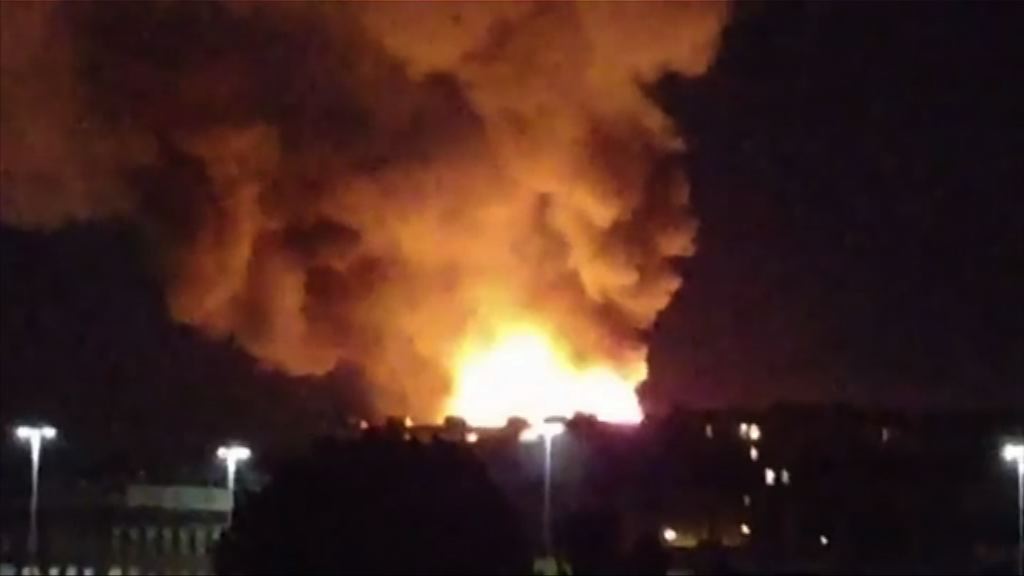 格拉斯藝術學院古迹發生大火 