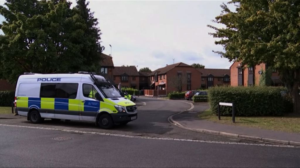 英警方繼續搜查地鐵恐襲疑犯寓所