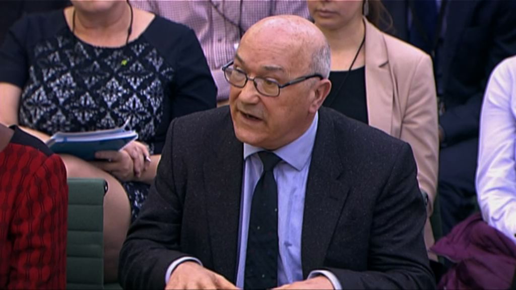 樂施會行政總裁就殺害嬰兒言論致歉