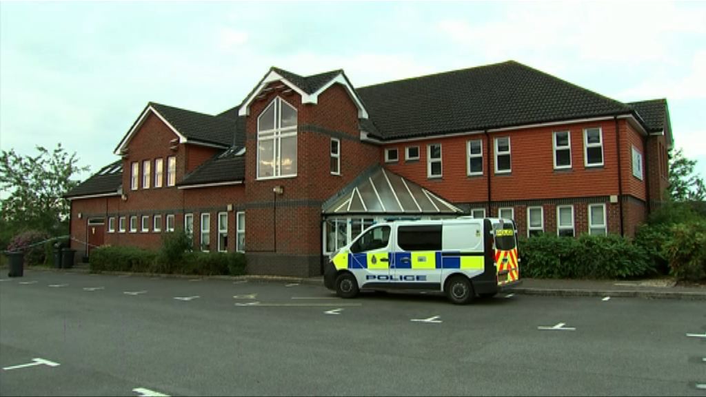 英男女疑沾不明物質昏迷　反恐部門已介入調查