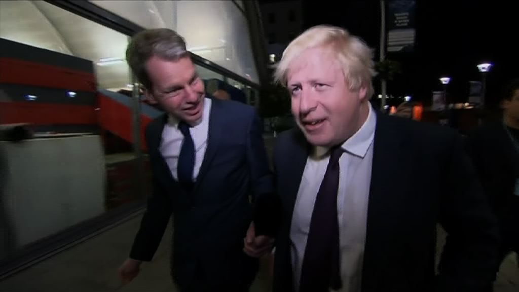 據報保守黨員游說約翰遜逼宮