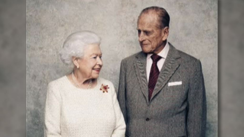 英女王周一慶祝與王夫結婚70周年