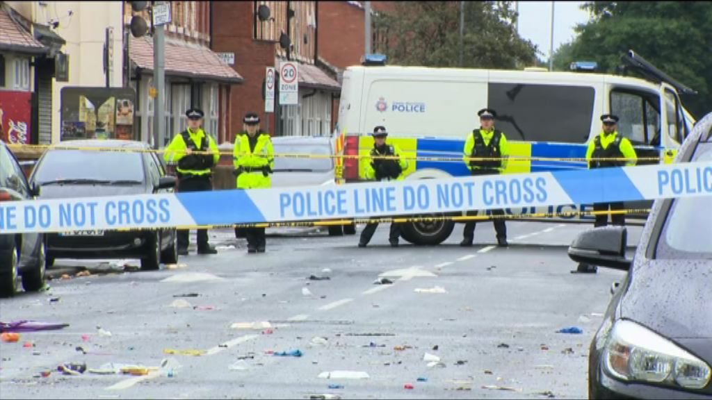 英國曼徹斯特槍擊事件10人傷