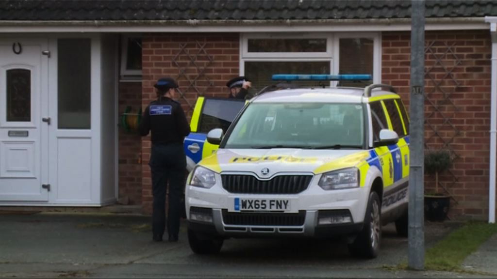 英警指俄前特工寓所大門接觸毒劑