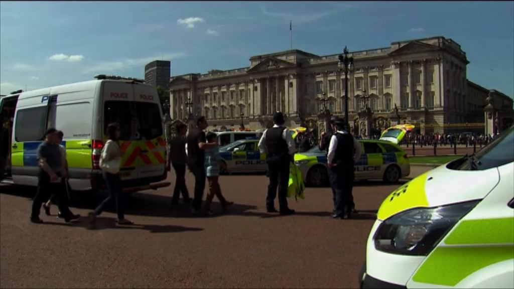 英國當局派近四千士兵駐守主要地點