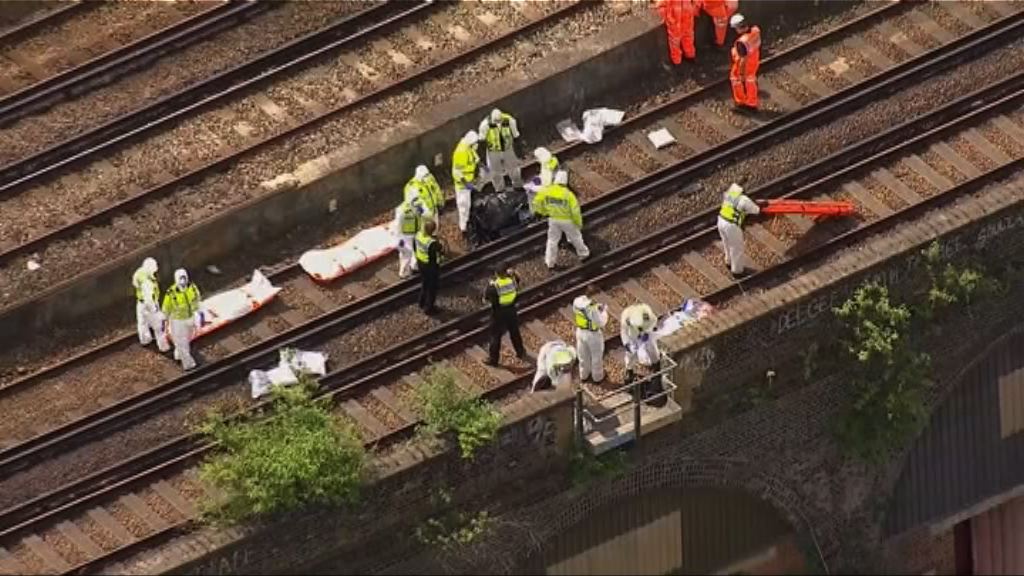 英國倫敦三人被火車撞死