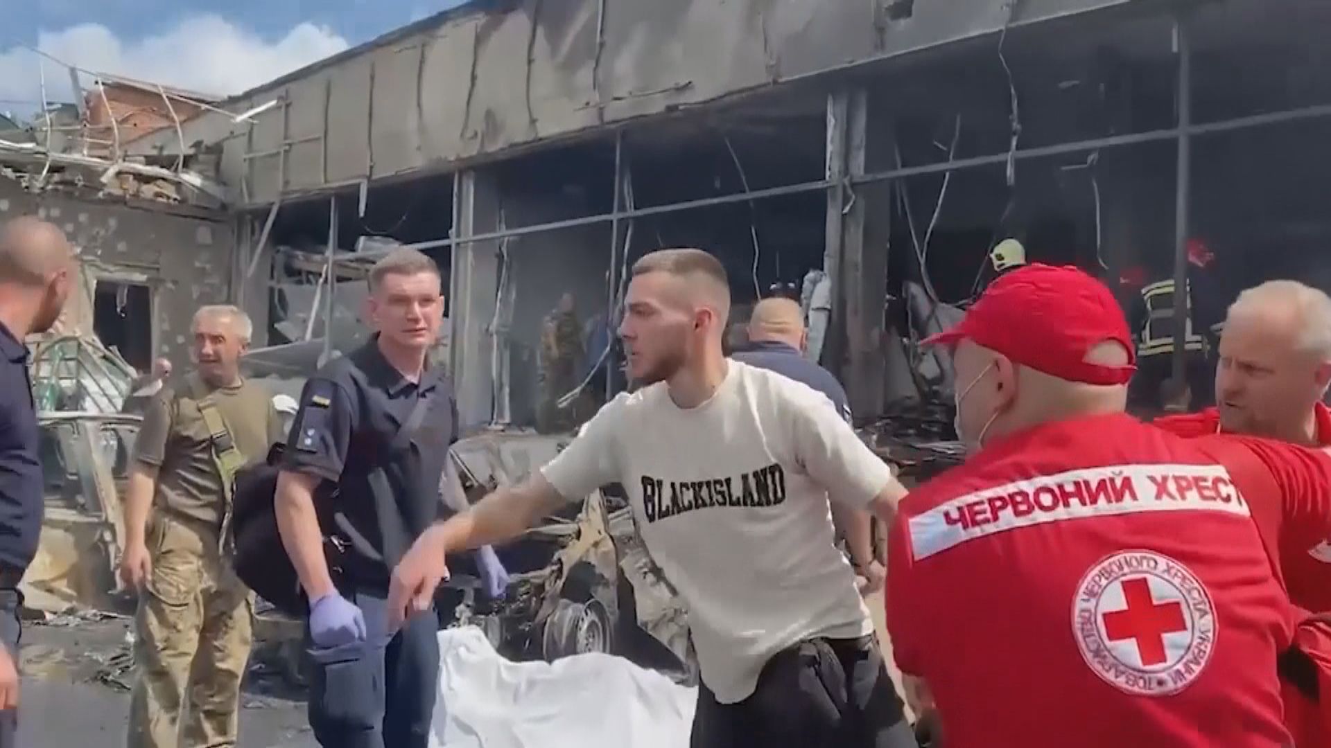 俄羅斯導彈擊中烏克蘭城市文尼察　過百人死傷