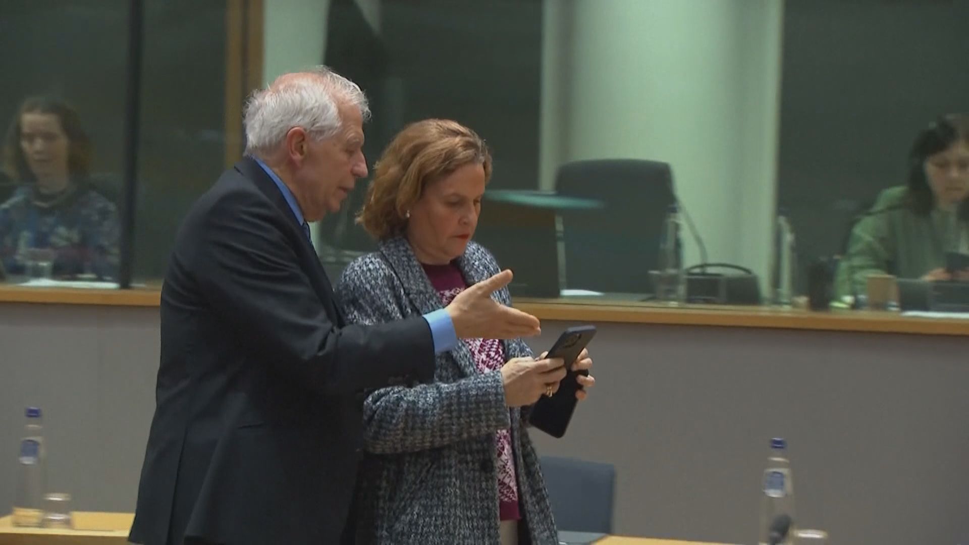 歐盟同意未來一年向烏克蘭提供100萬發炮彈