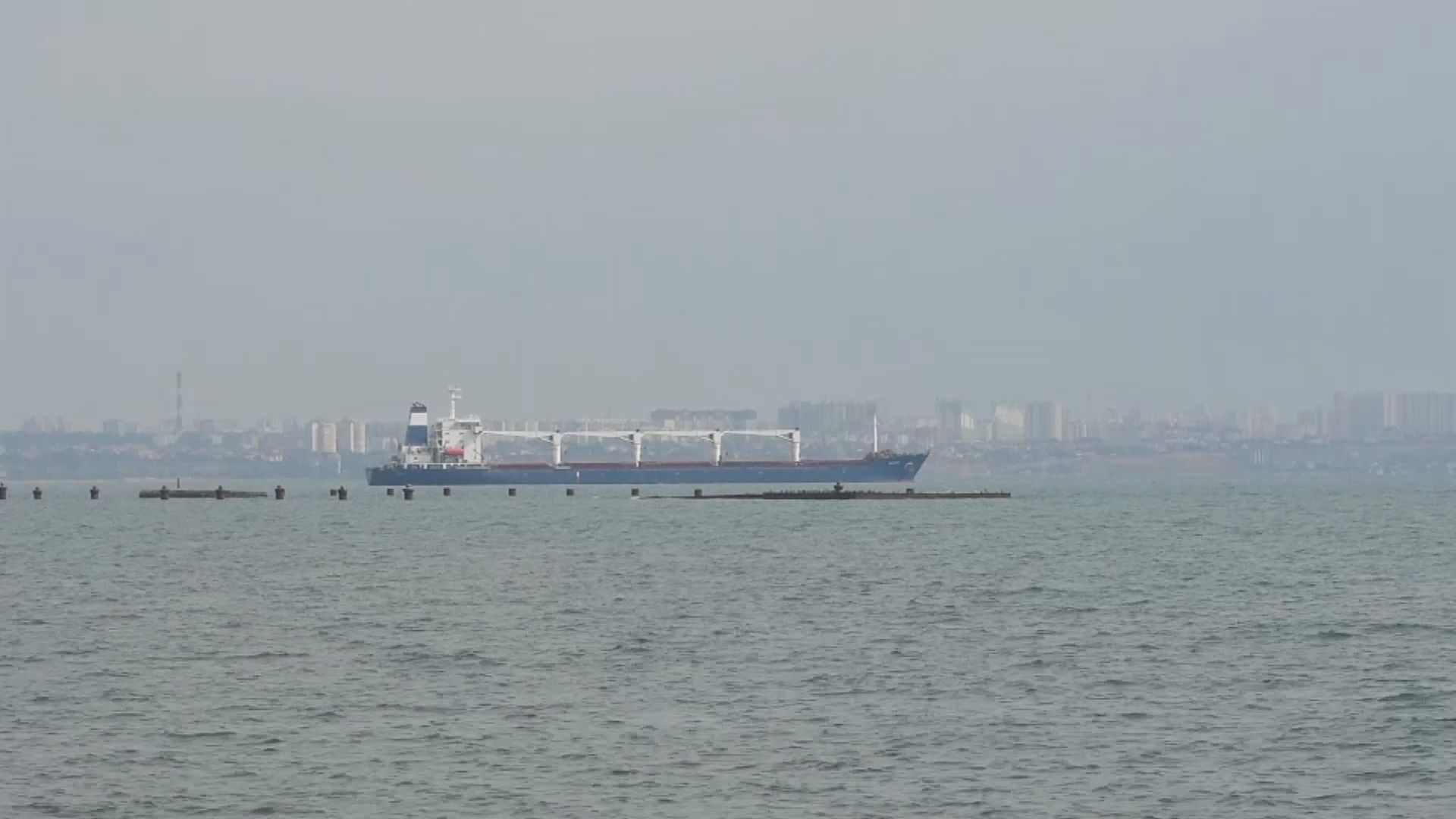 烏克蘭開戰以來首次從南部港口出口糧食