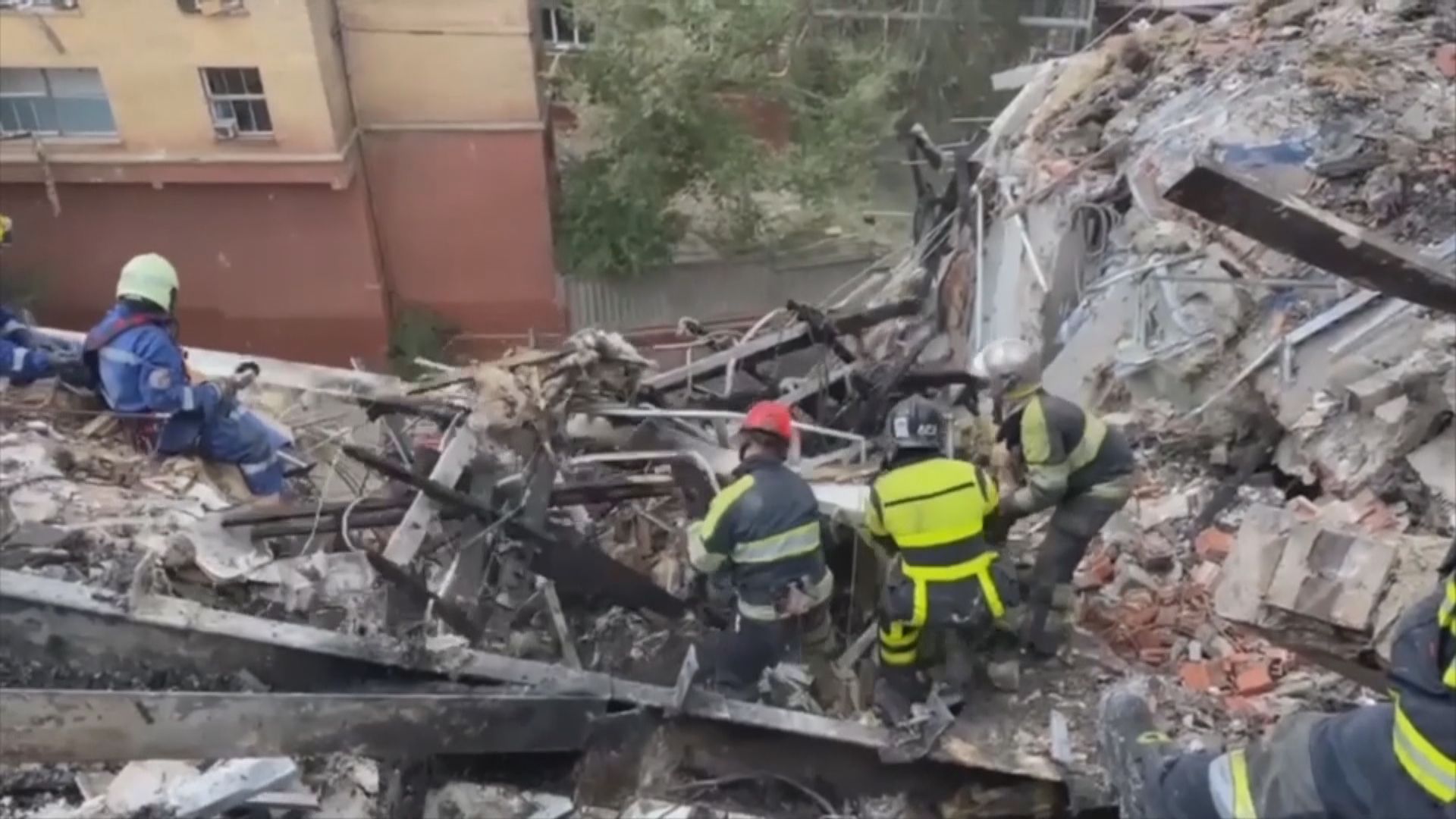 基輔再遭俄軍攻擊　俄軍稱已控制北頓涅茨克