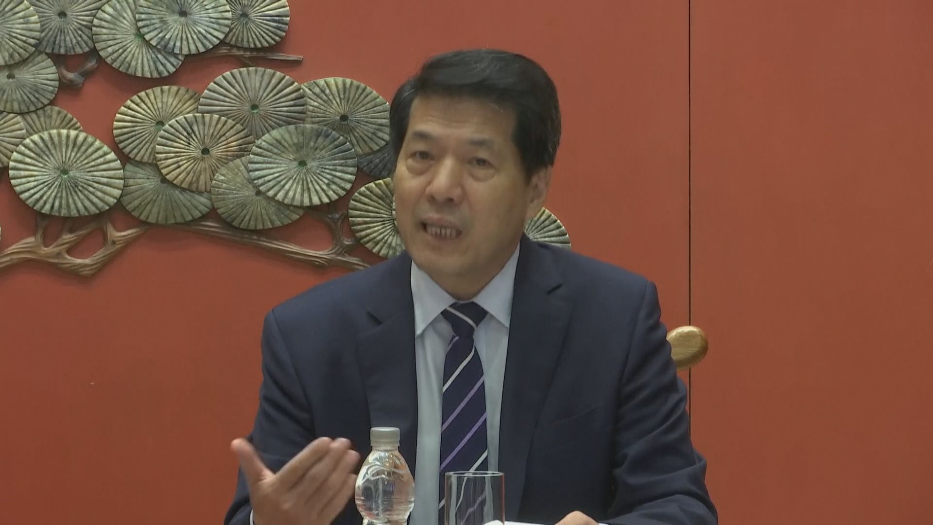 李輝稱願積極考慮再派人出訪歐洲商討政治解決烏克蘭危機