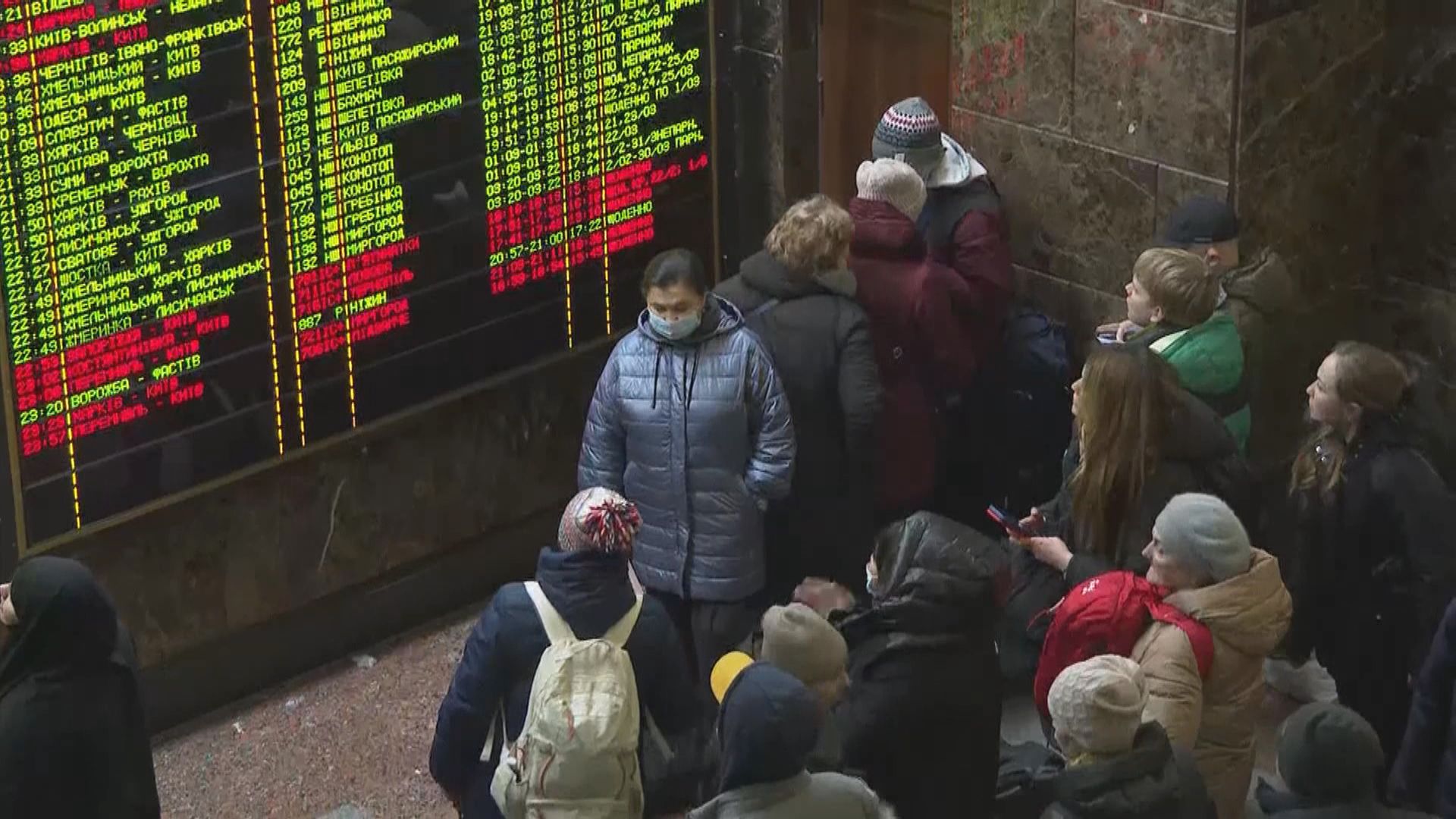 俄烏戰事爆發五天　最少66萬人逃離烏克蘭