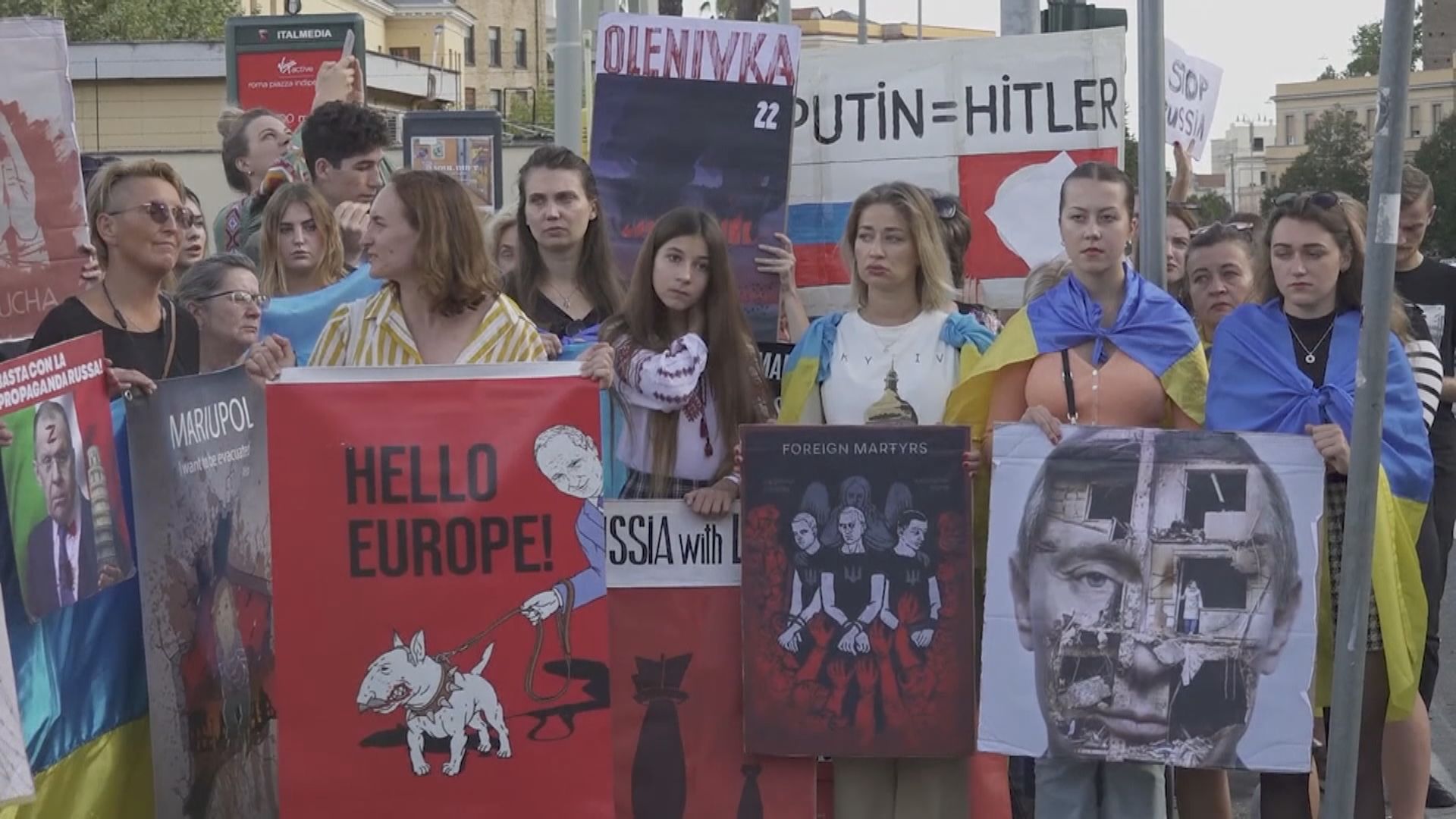 多國有民眾上街聲援基輔政府對抗俄軍入侵