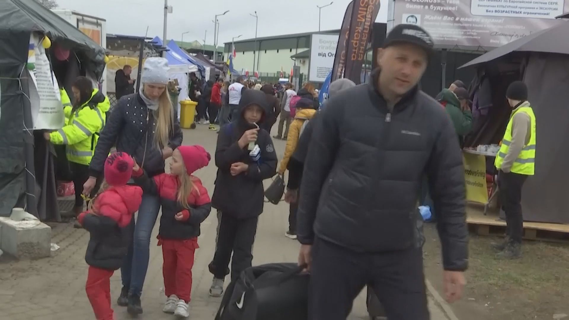 聯合國指至今有近五百萬烏克蘭人離境逃避戰火