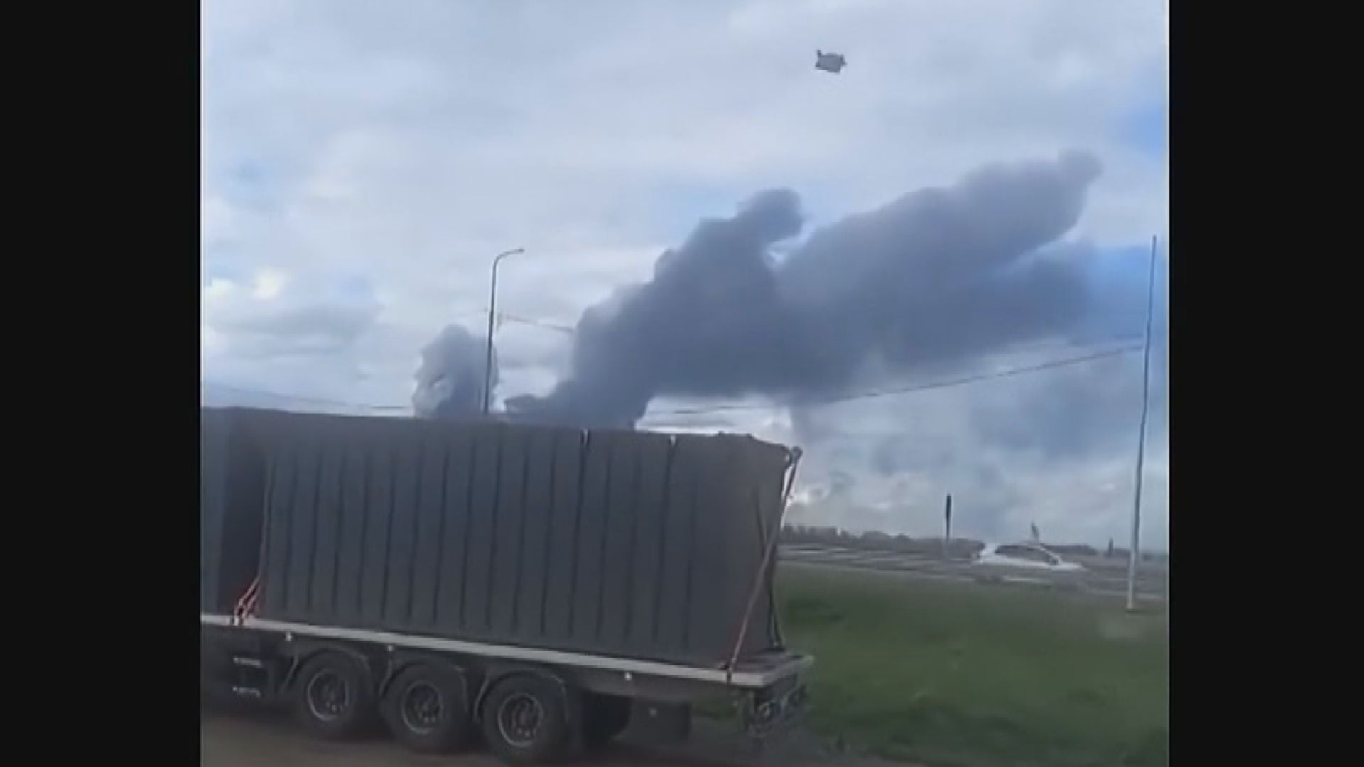 烏「木馬屠城式」突襲細節曝光　貨車司機收電話指示泊在指定地點