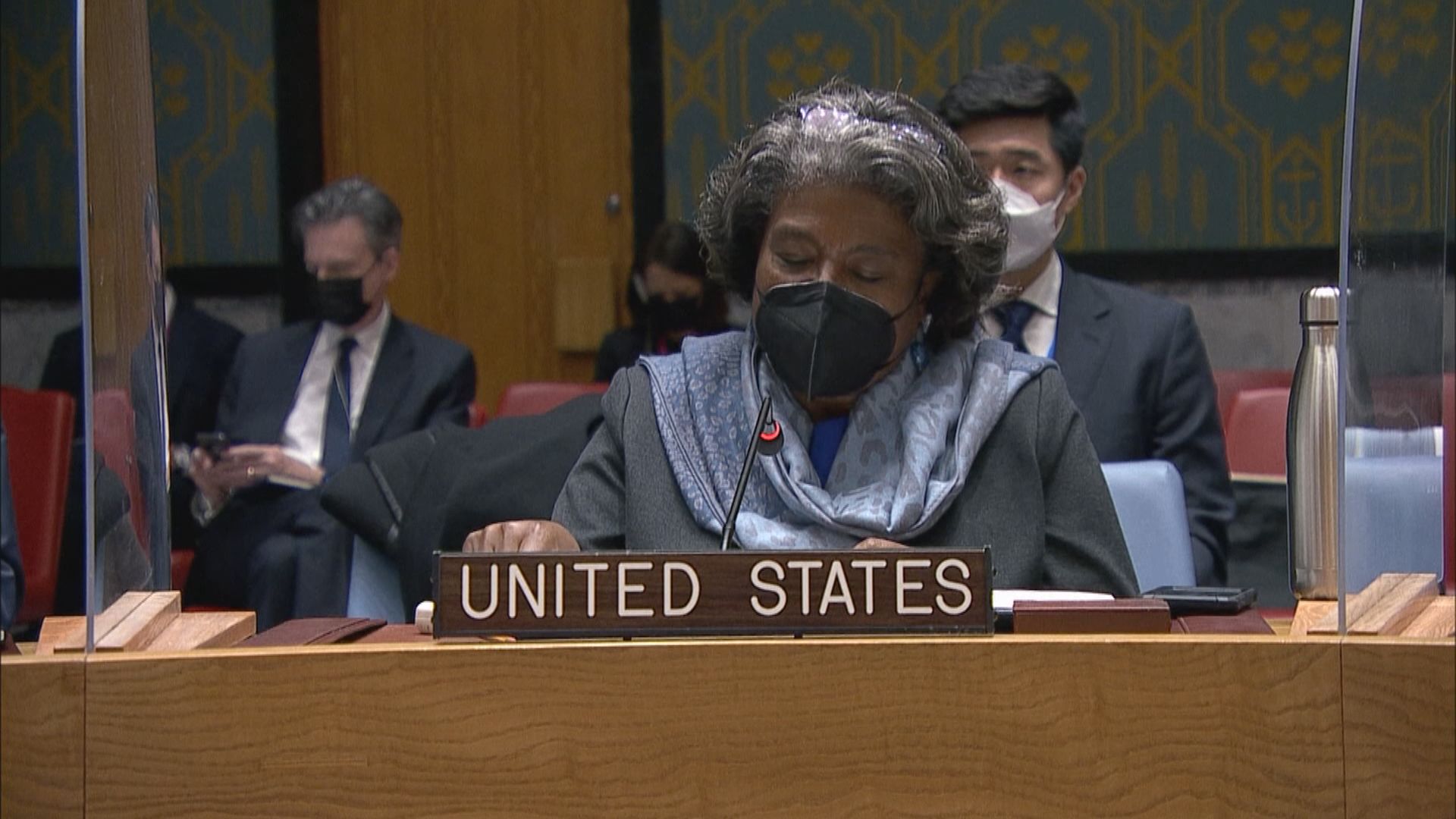 美國準備好制裁俄羅斯精英