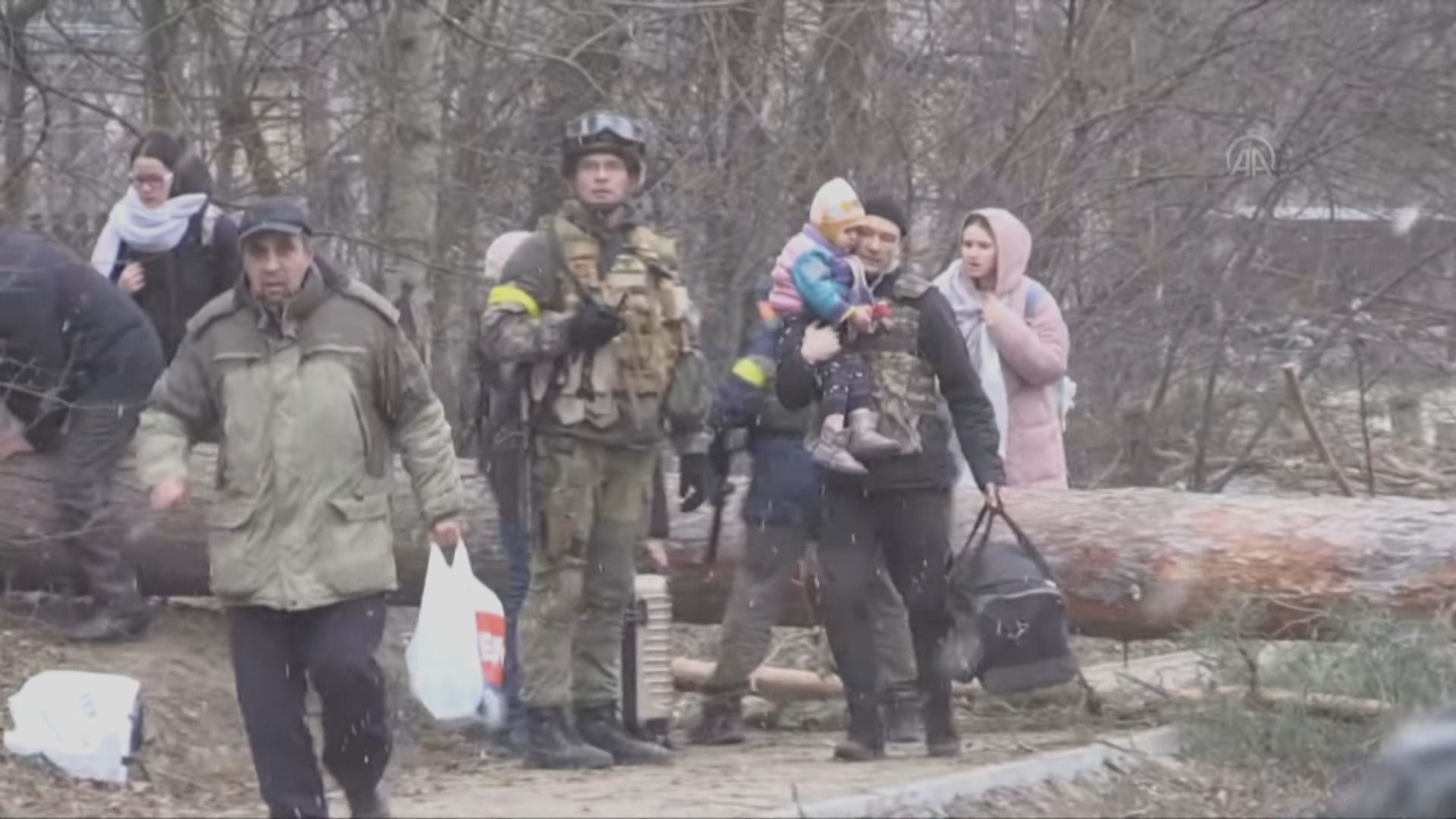 俄軍炮轟伊爾平居民撤離要道　最少八人死亡