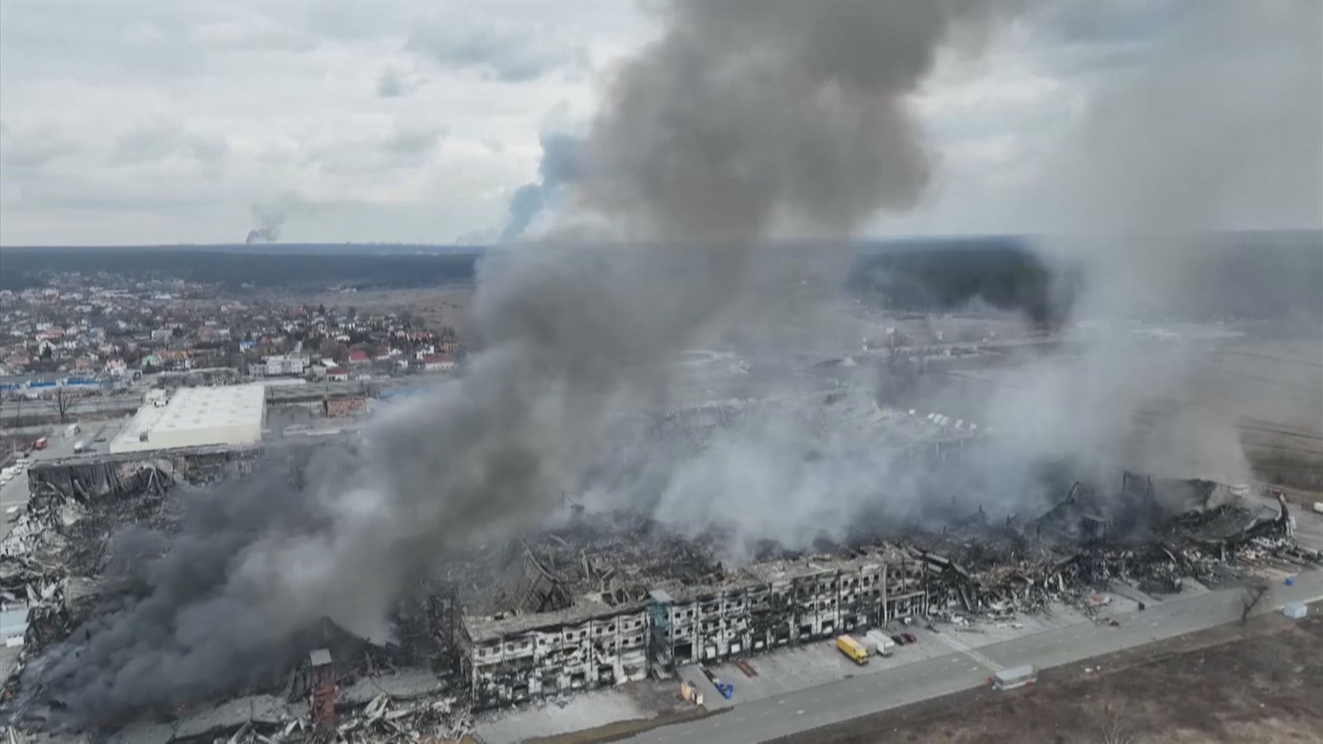 俄軍炮轟烏克蘭平民撤離要道　據報正招募敘利亞人參戰