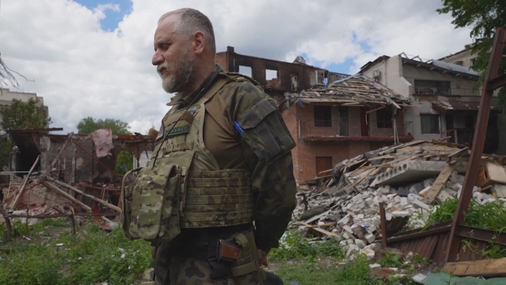 亞速鋼鐵廠繼續有烏軍投降撤離到親俄分子控制地區