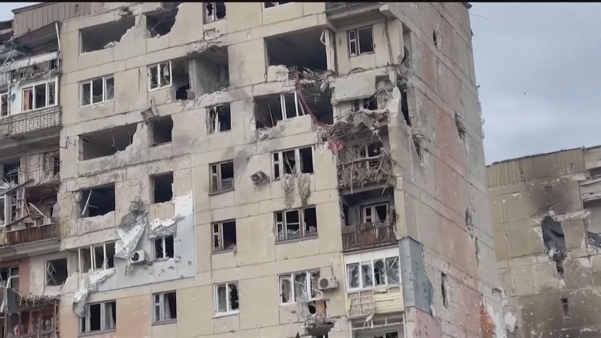 俄軍續攻烏東頓巴斯地區