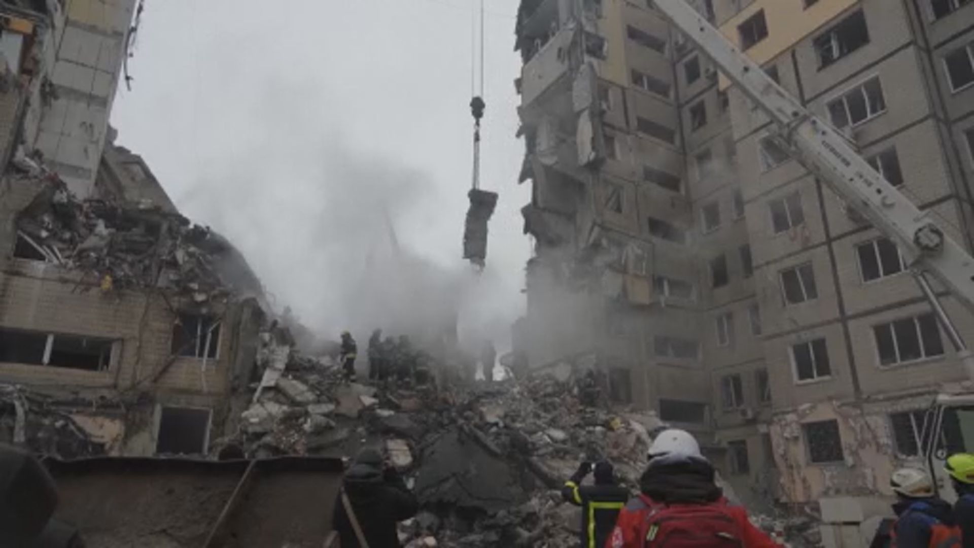 第聶伯羅住宅大樓遇襲增至逾30死　俄方據報以反艦導彈施襲